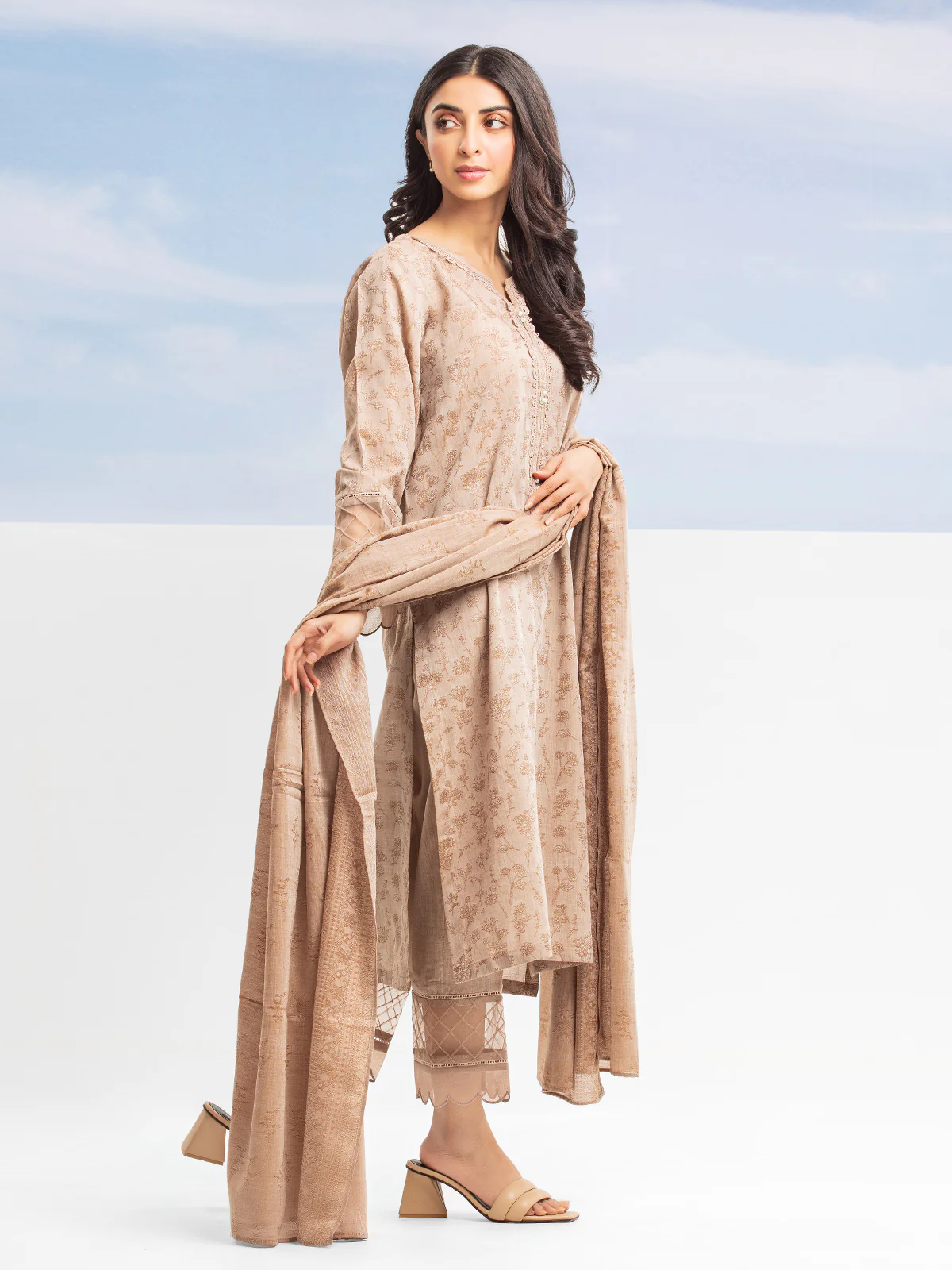 Unstitched Embroidered Jacquard Suit - EWU24V3-28788-3P - Image 2