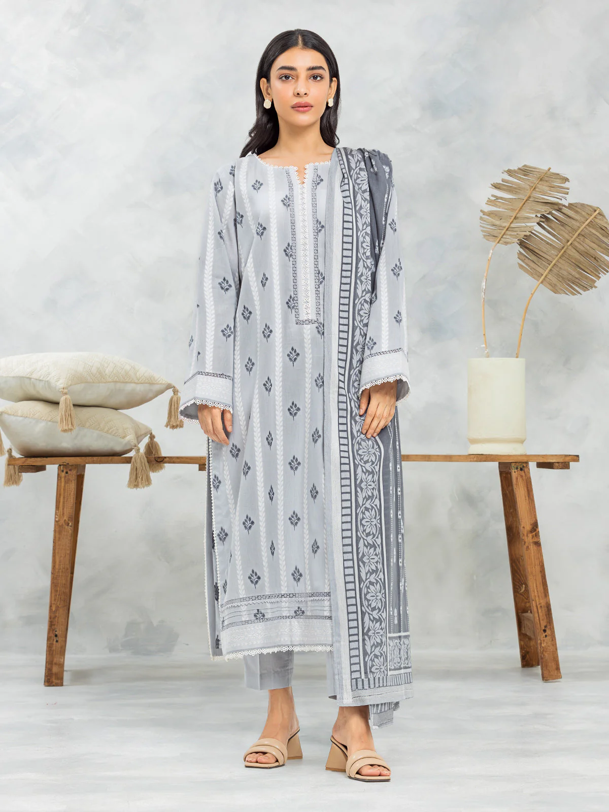 Unstitched Embroidered Jacquard Suit - EWU24V3-30045-3P