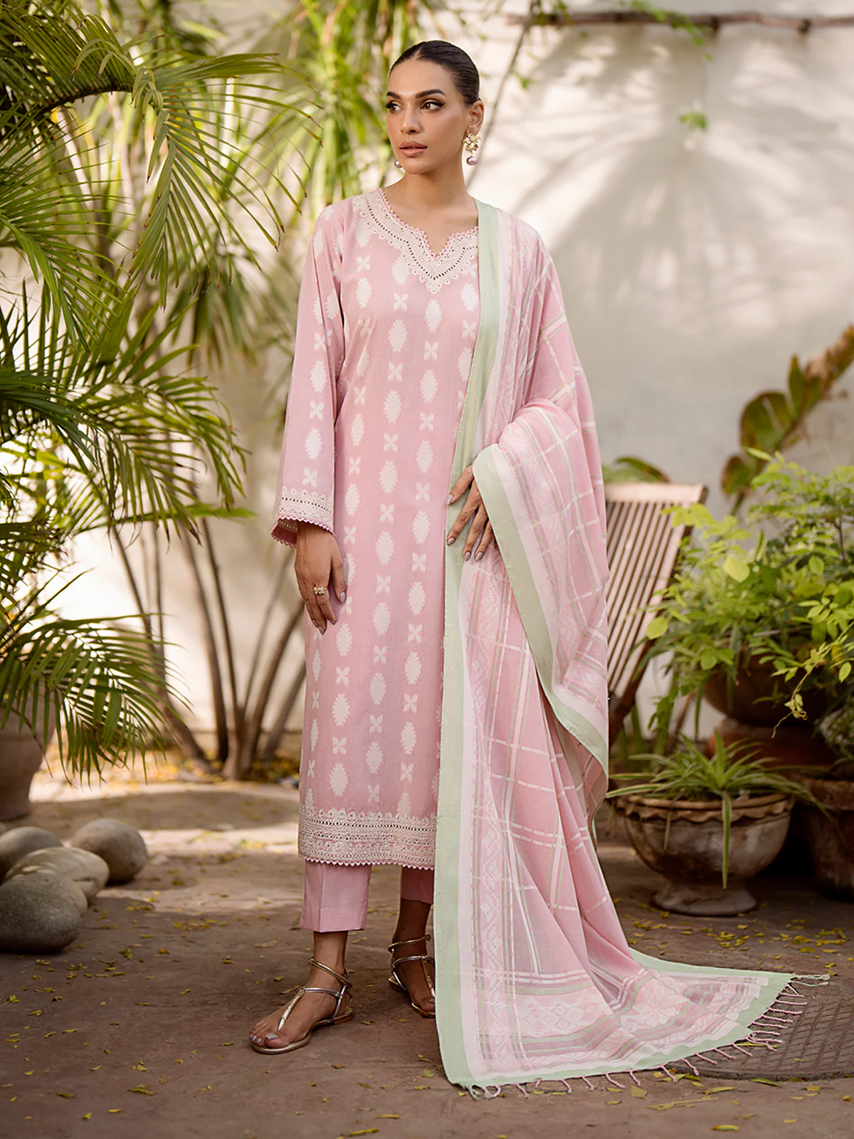 Unstitched Embroidered Jacquard Suit - EWU24V3-30048-3P - Image 6