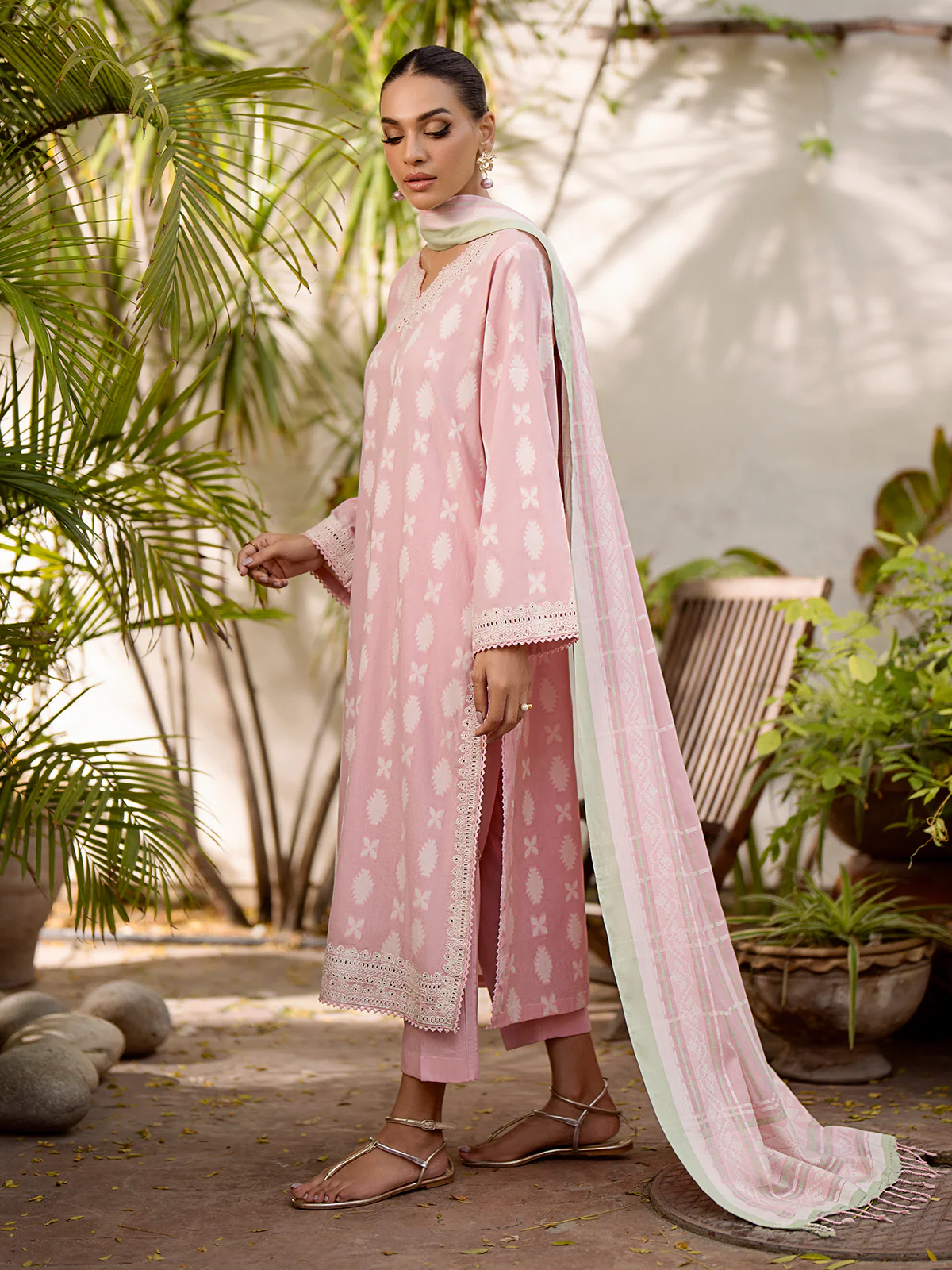 Unstitched Embroidered Jacquard Suit - EWU24V3-30048-3P - Image 7
