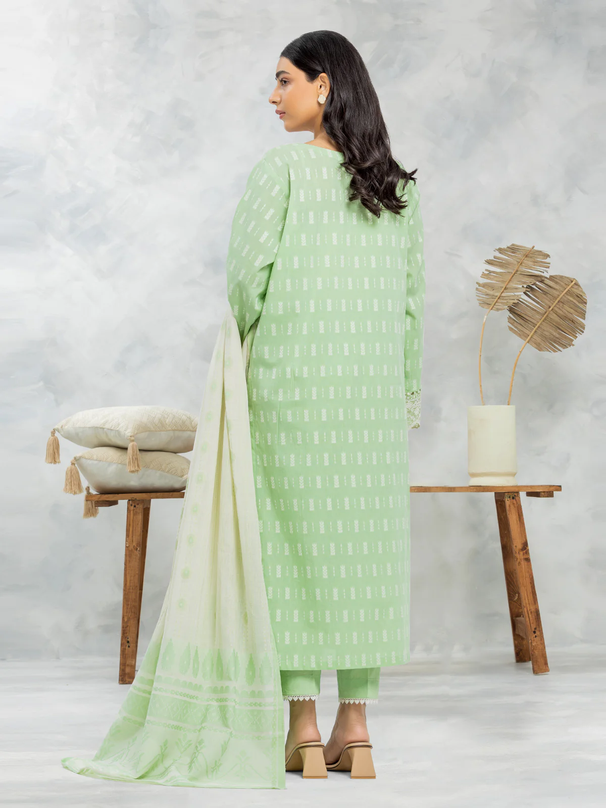 Unstitched Embroidered Jacquard Suit - EWU24V3-30051-3P - Image 4