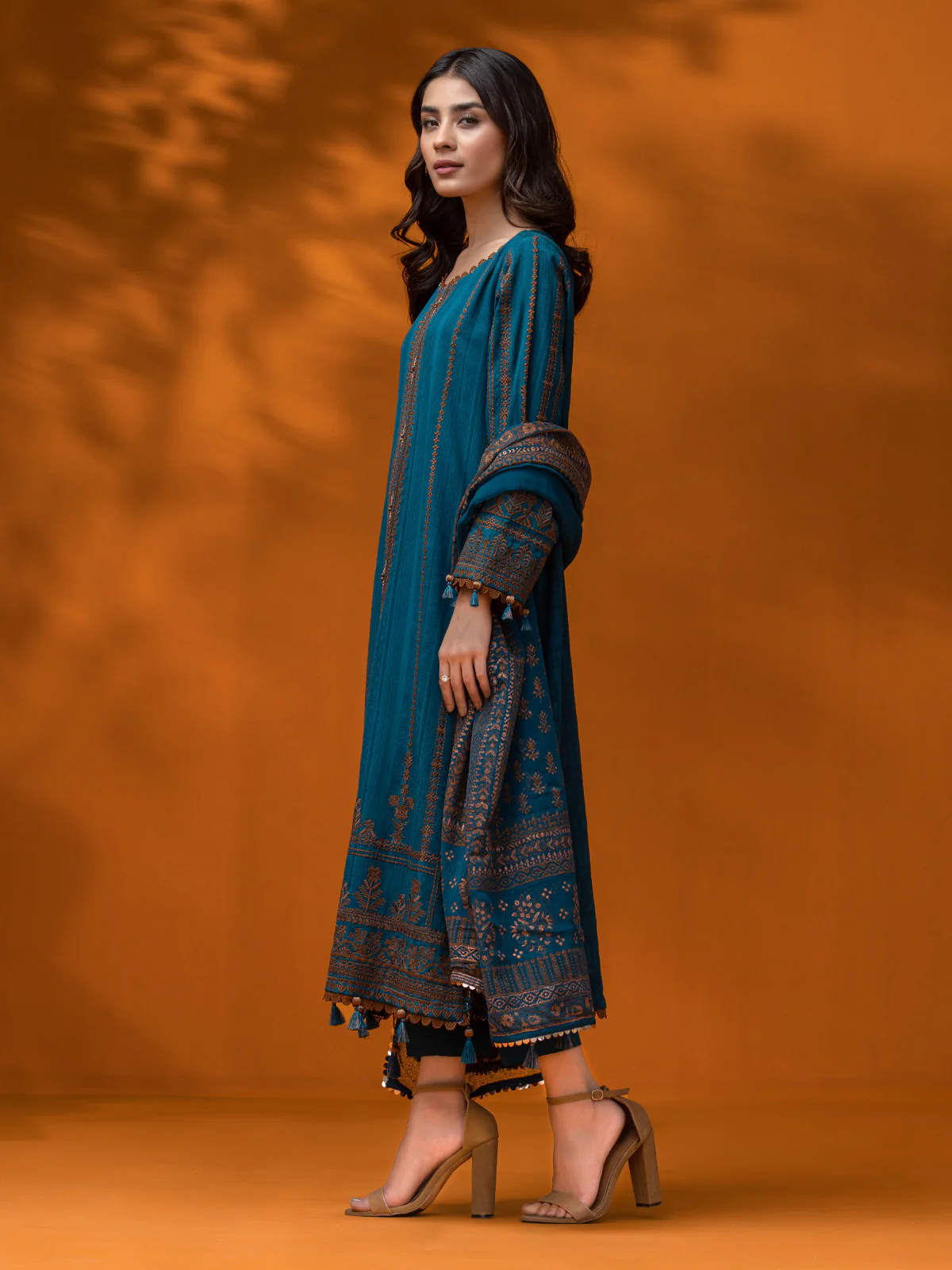 Unstitched Embroidered Dobby Suit - EWU24V7-26631-3P - Image 6
