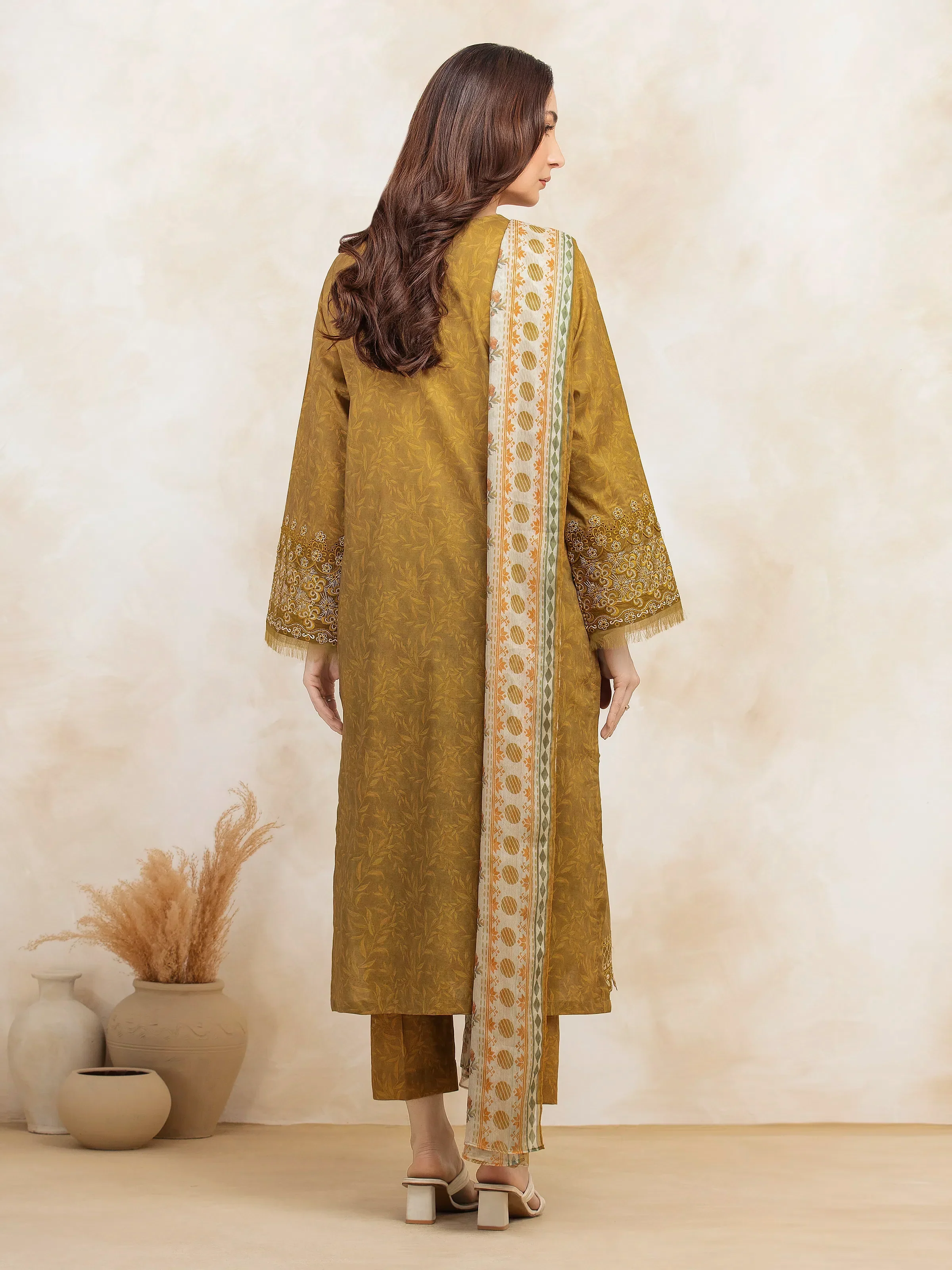 Unstitched Embroidered Lawn Shirt Dupatta - EWU5V1-31095SD - Image 6
