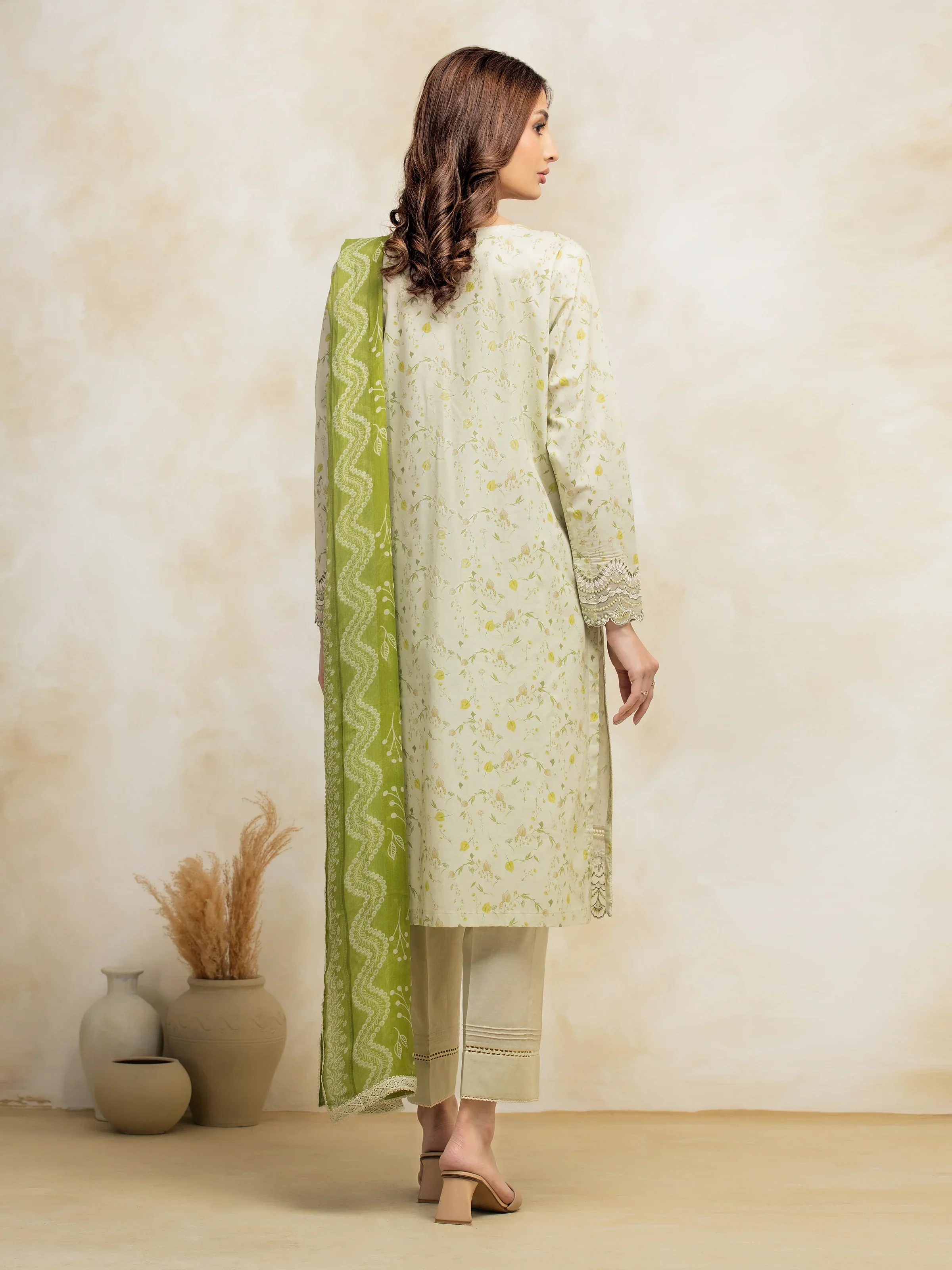 Unstitched Embroidered Lawn Shirt Trouser - EWU5V1-31188ST - Image 4