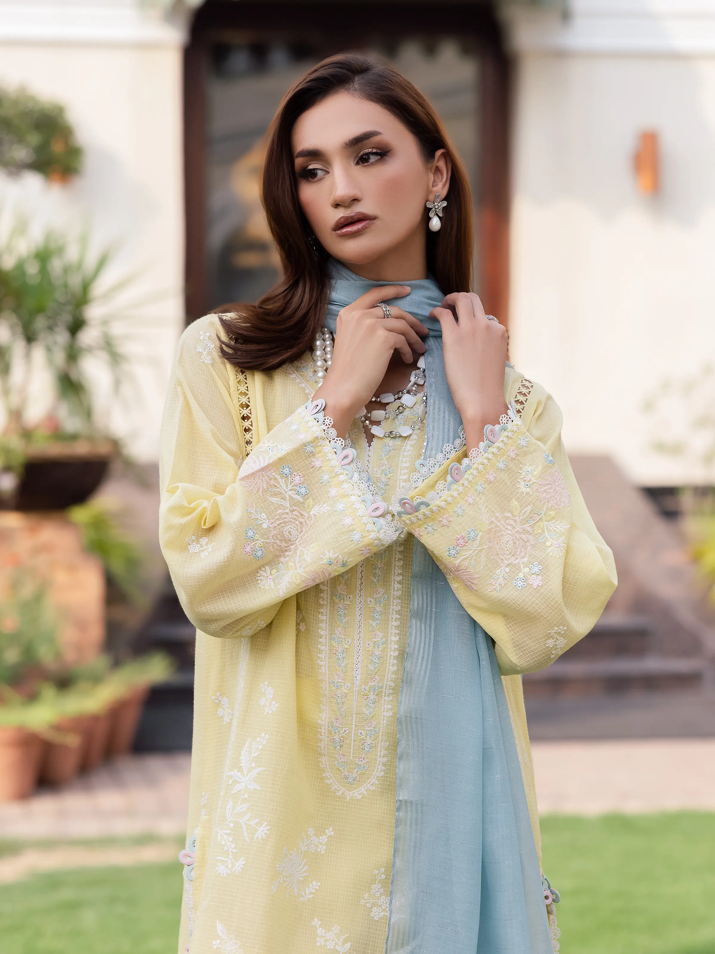 Unstitched Embroidered Lawn Shirt - EWU5V1-31246S - Image 3
