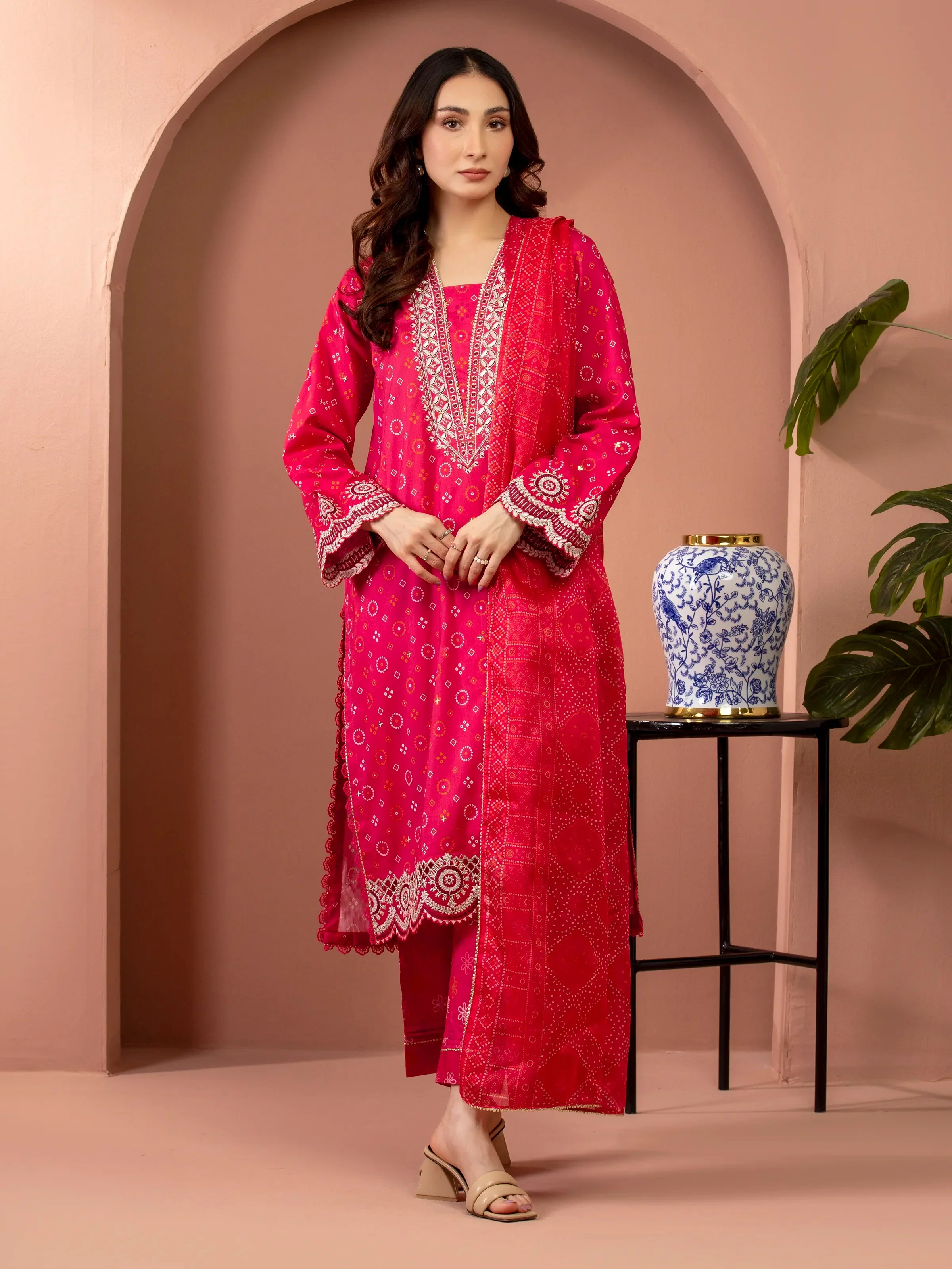 Unstitched Embroidered Lawn Shirt Trouser - EWU5V1-31418ST - Image 2