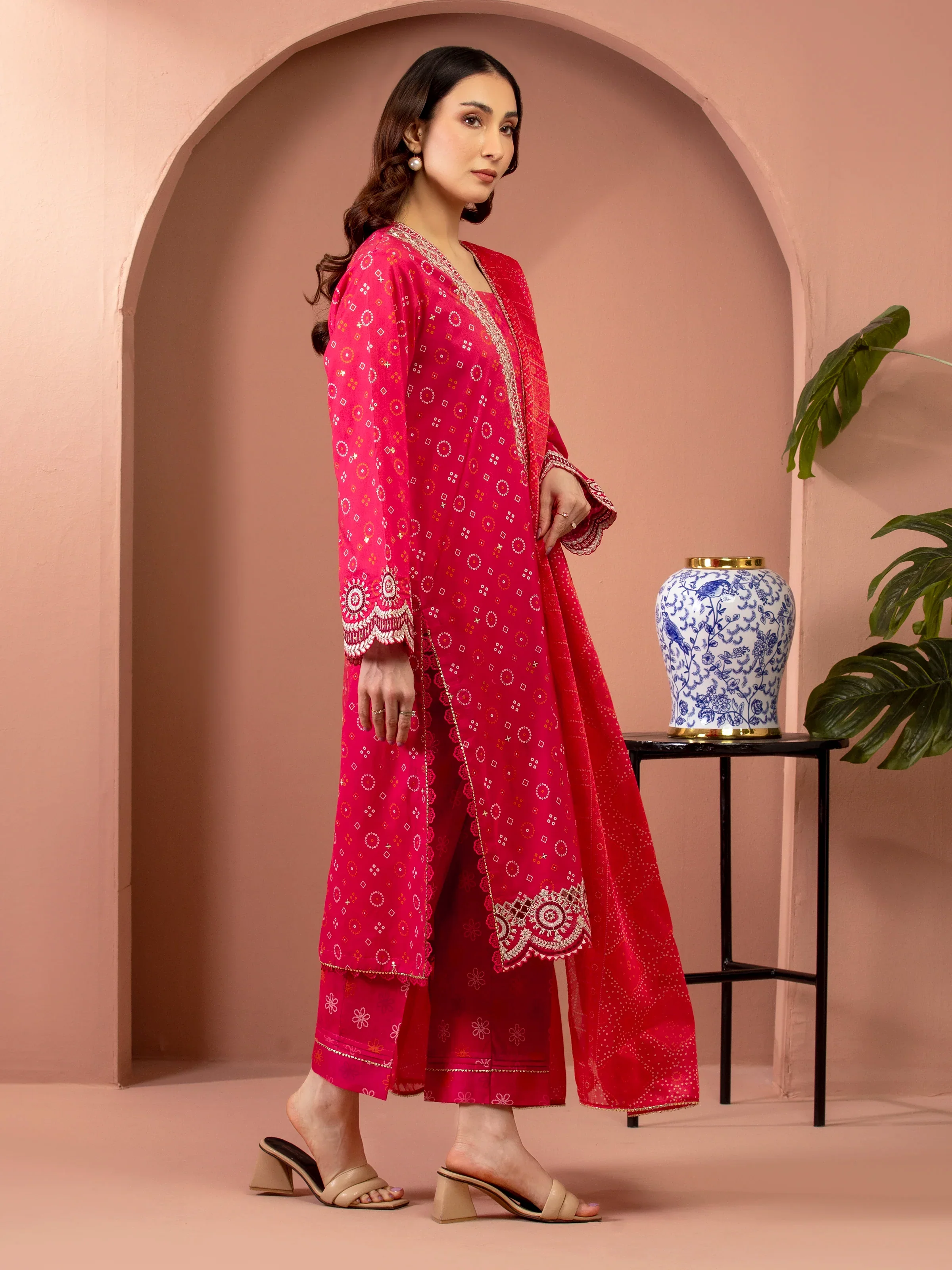 Unstitched Embroidered Lawn Shirt Trouser - EWU5V1-31418ST - Image 3