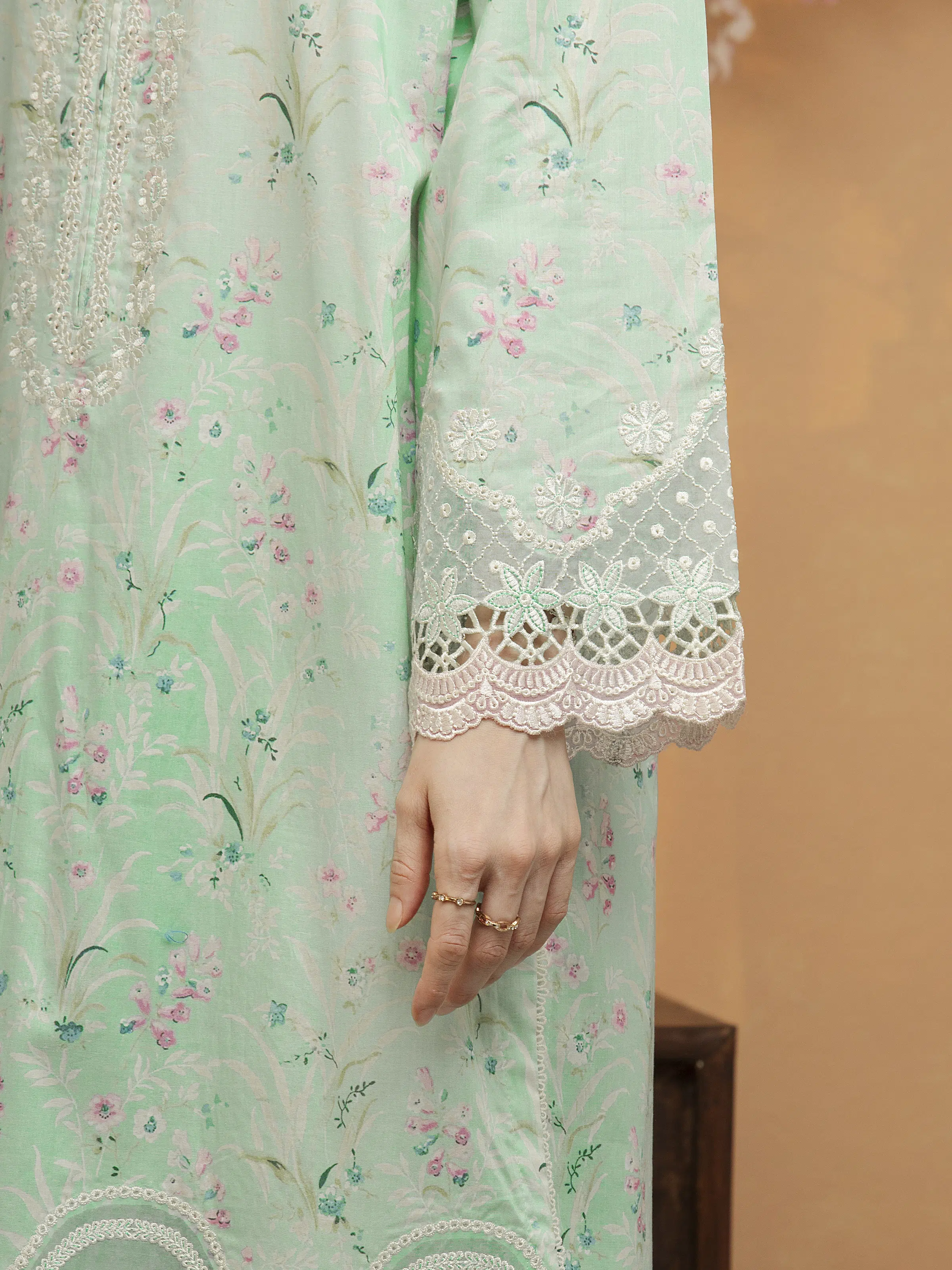 Unstitched Embroidered Lawn Shirt Trouser - EWU5V1-31442ST - Image 4