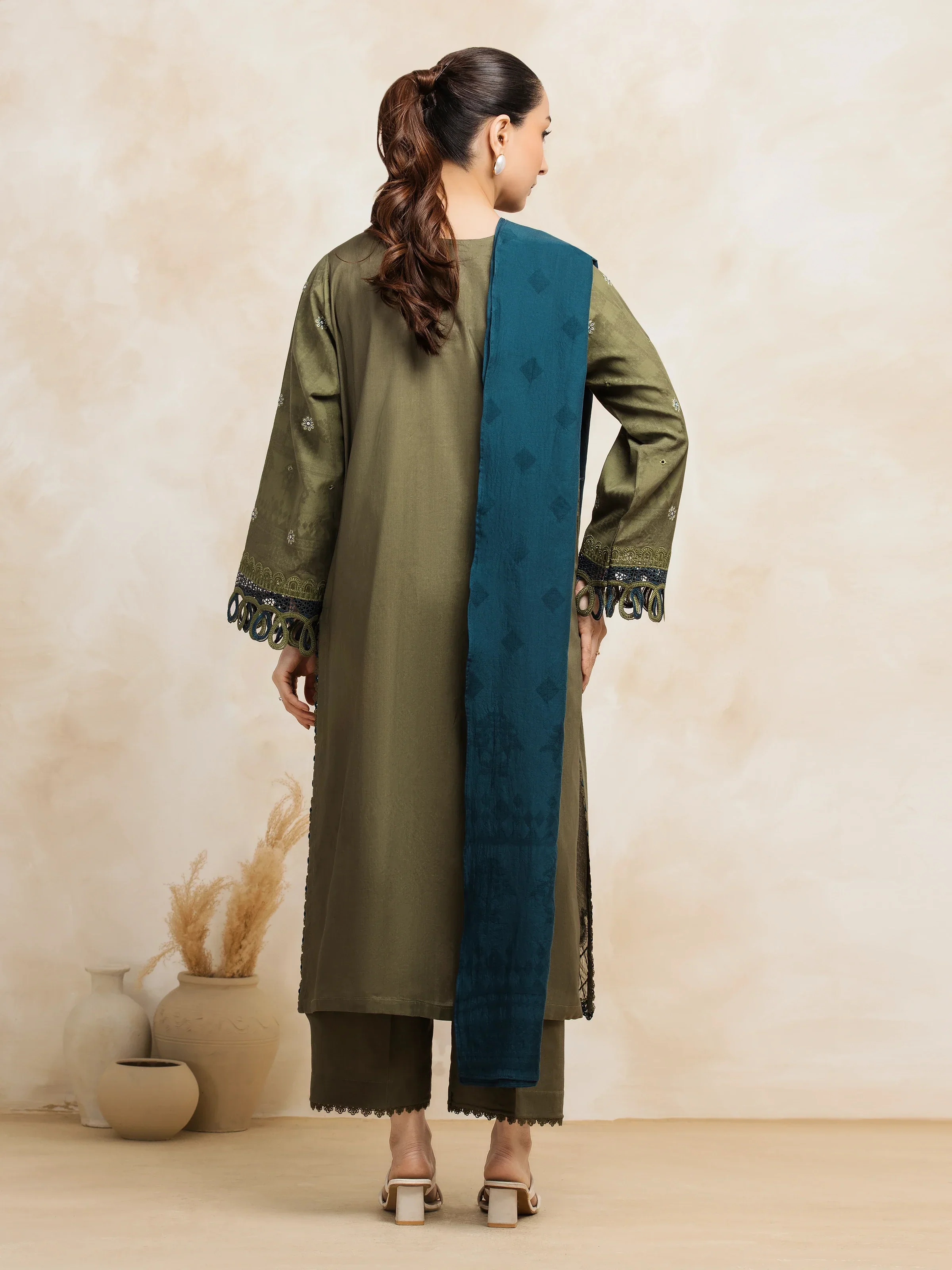 Unstitched Embroidered Jacquard Shirt Dupatta - EWU5V3-31150SD - Image 6
