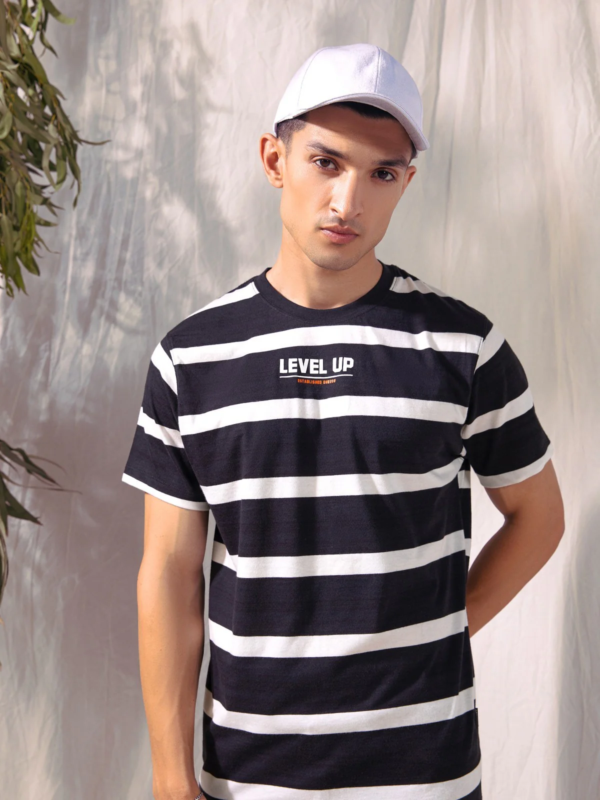 Men's White & Navy Graphic Tee - EMTGT23-008 - Image 4