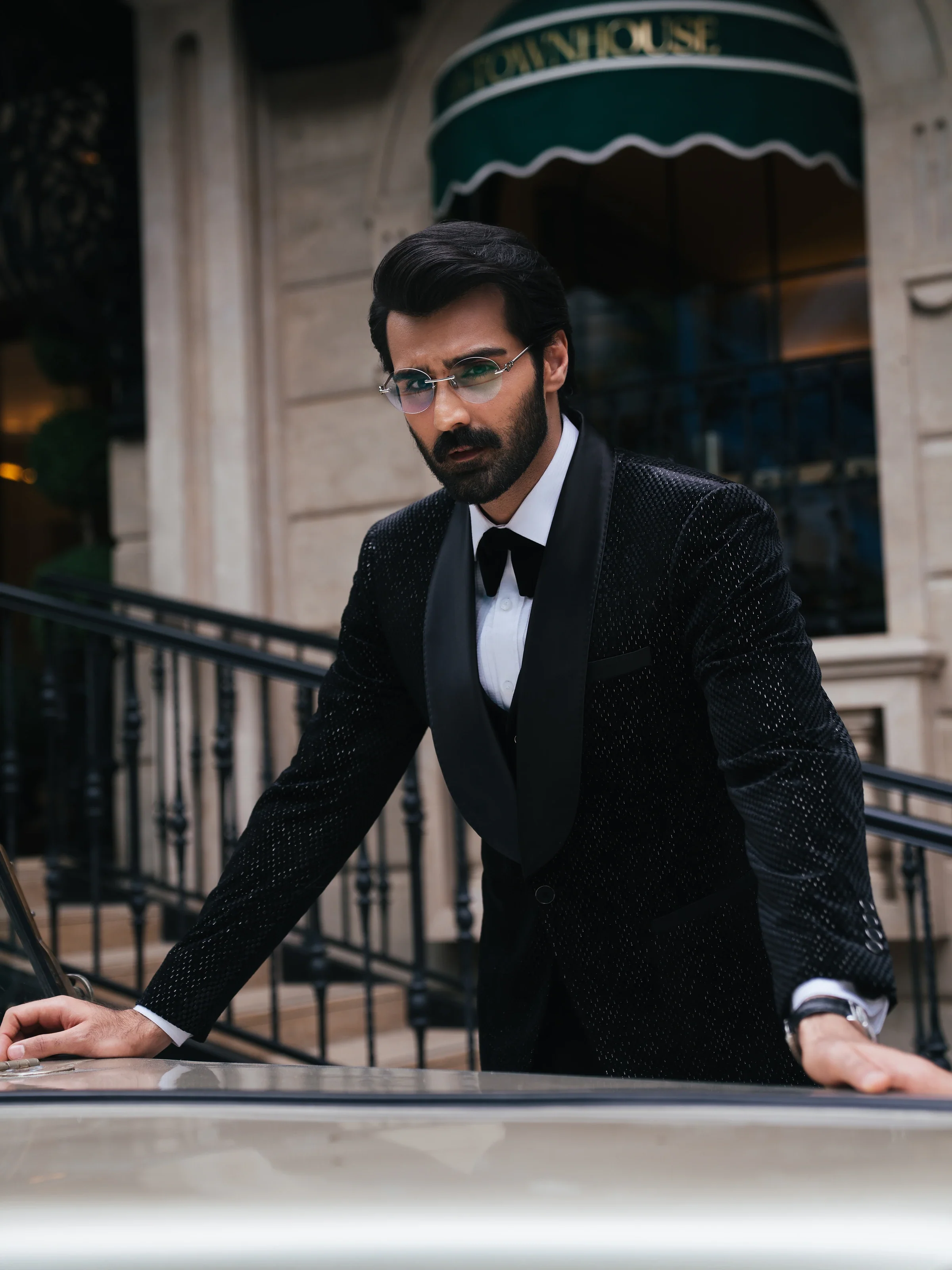 Rounded Shawl Collar Tuxedo Suit - ECMTCPT5-1015 - Image 4