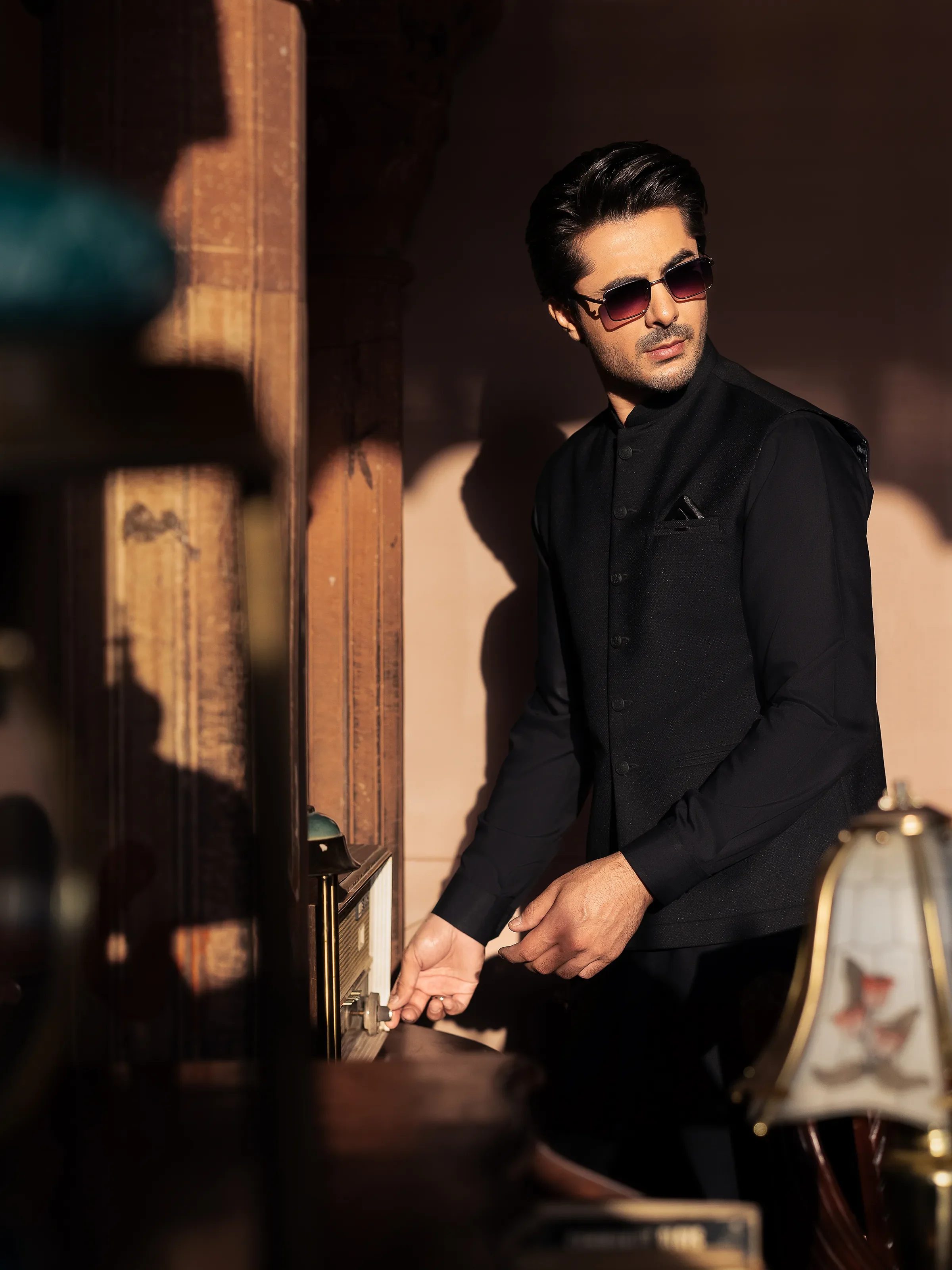 Men's Black Waist Coat Suit - EMTWCS5-010 - Image 4