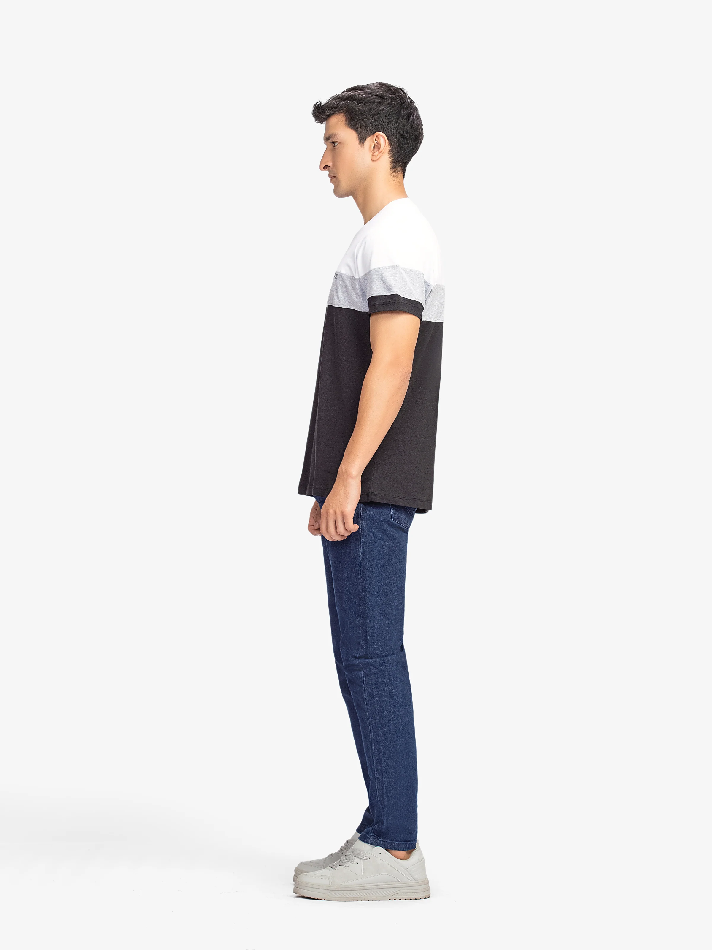 Men's Black & White Graphic Tee - EMTGT6-032 - Image 4