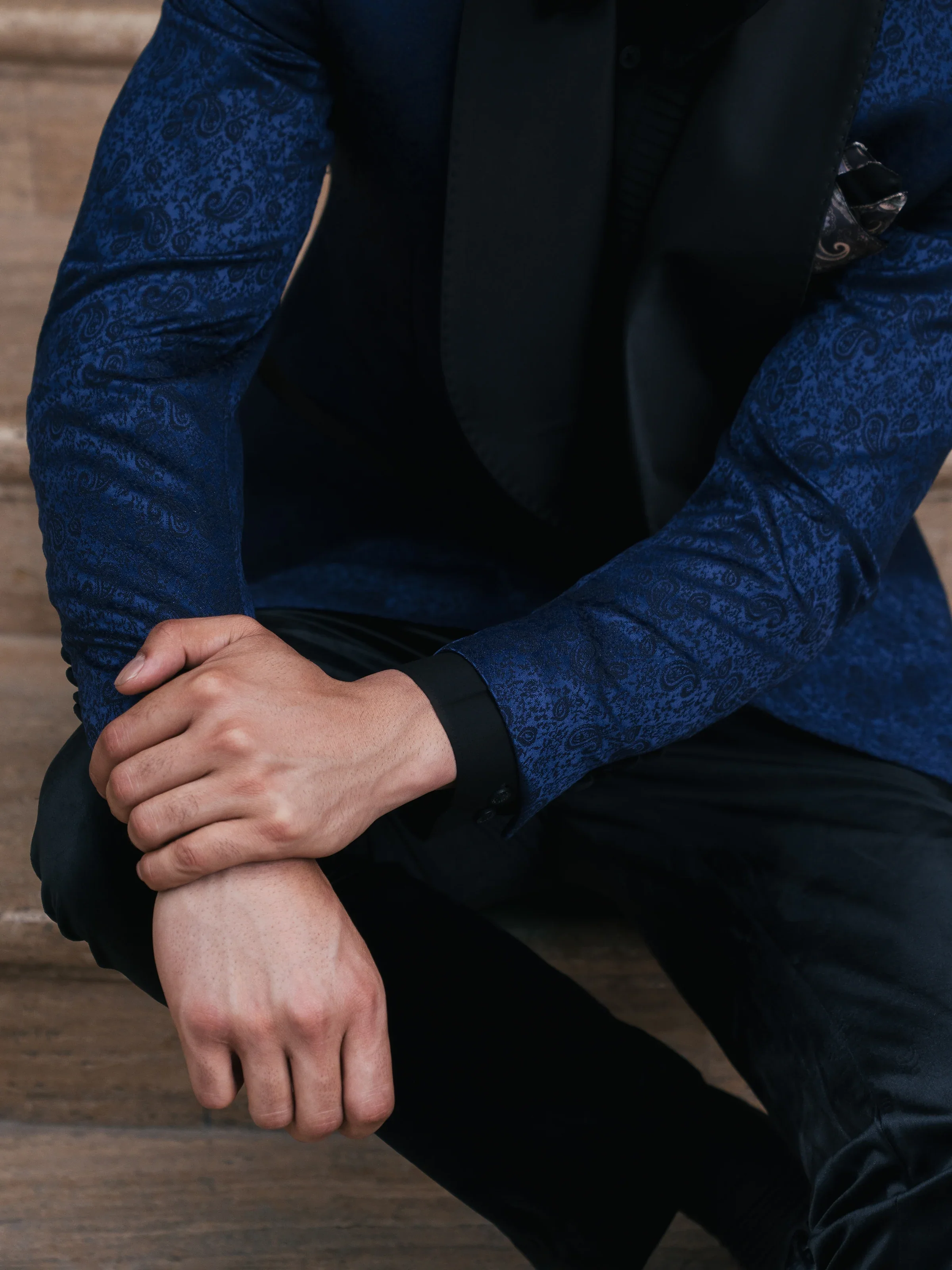 Cross Dinner Collar Tuxedo Suit - ECMTCPT5-1012 - Image 4