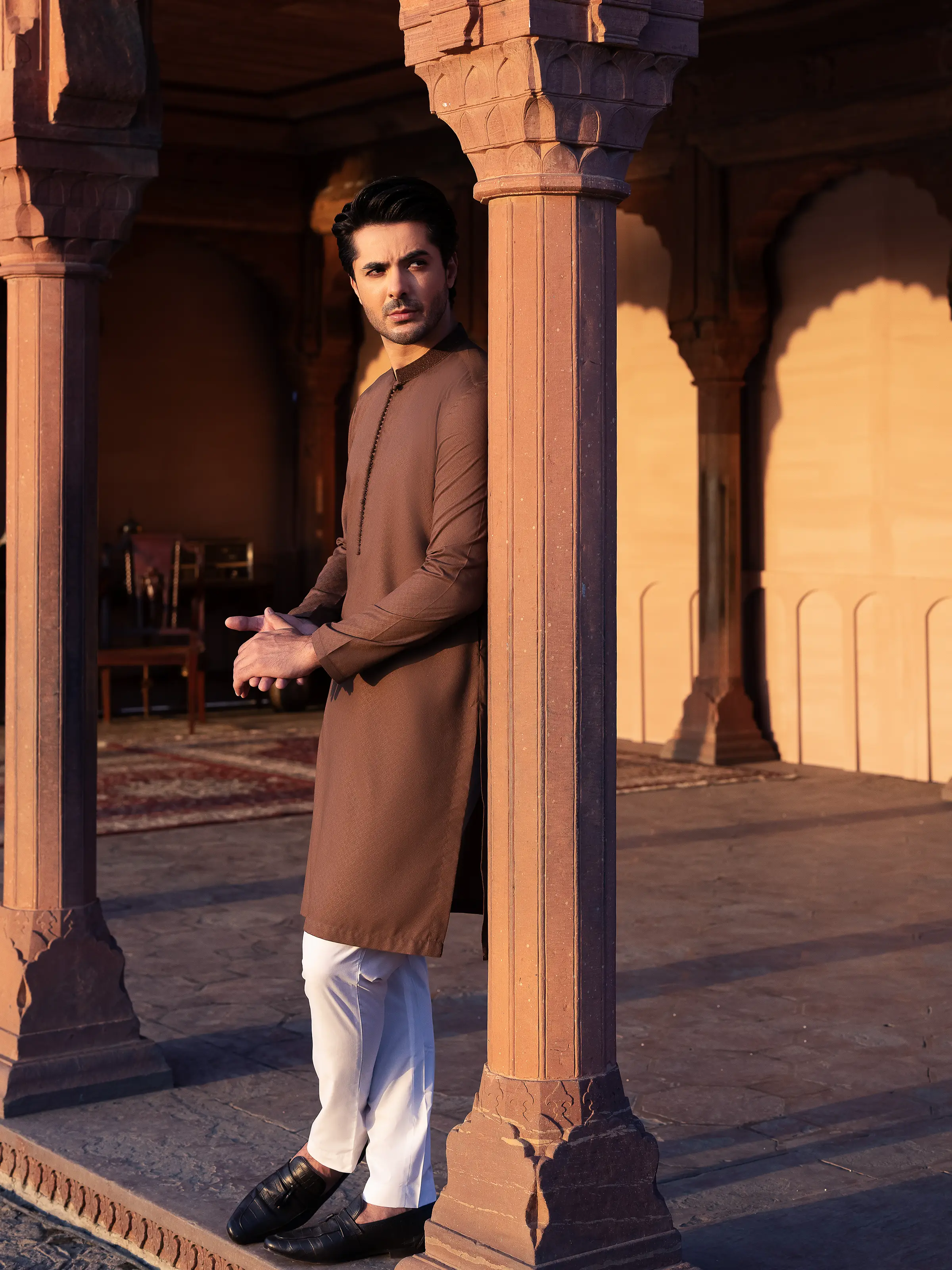 Men's Brown Kurta - EMTK5-99530 - Image 2