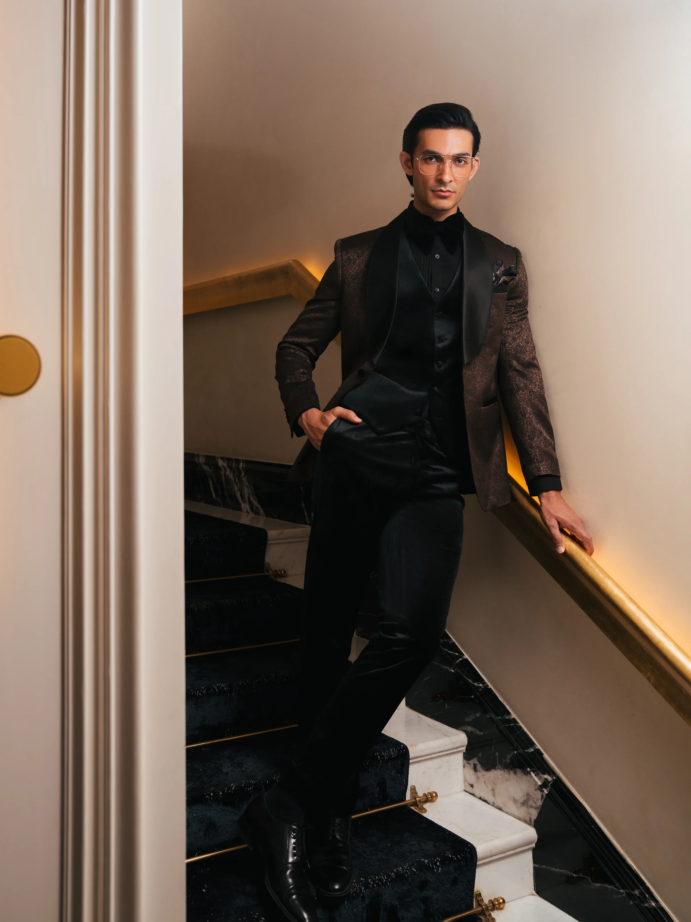 Rounded Shawl Collar Tuxedo Suit - ECMTCPT5-1007 - Image 3