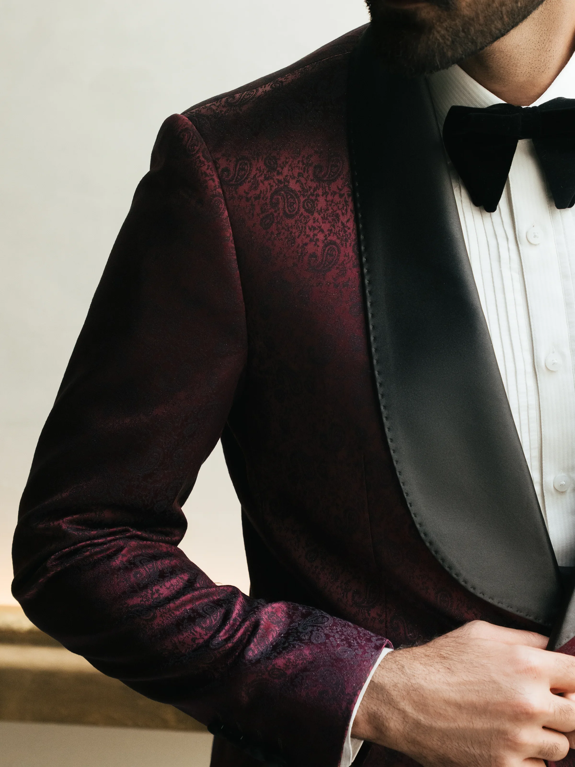 Rounded Shawl Collar Tuxedo Suit - ECMTCPT5-1005 - Image 4
