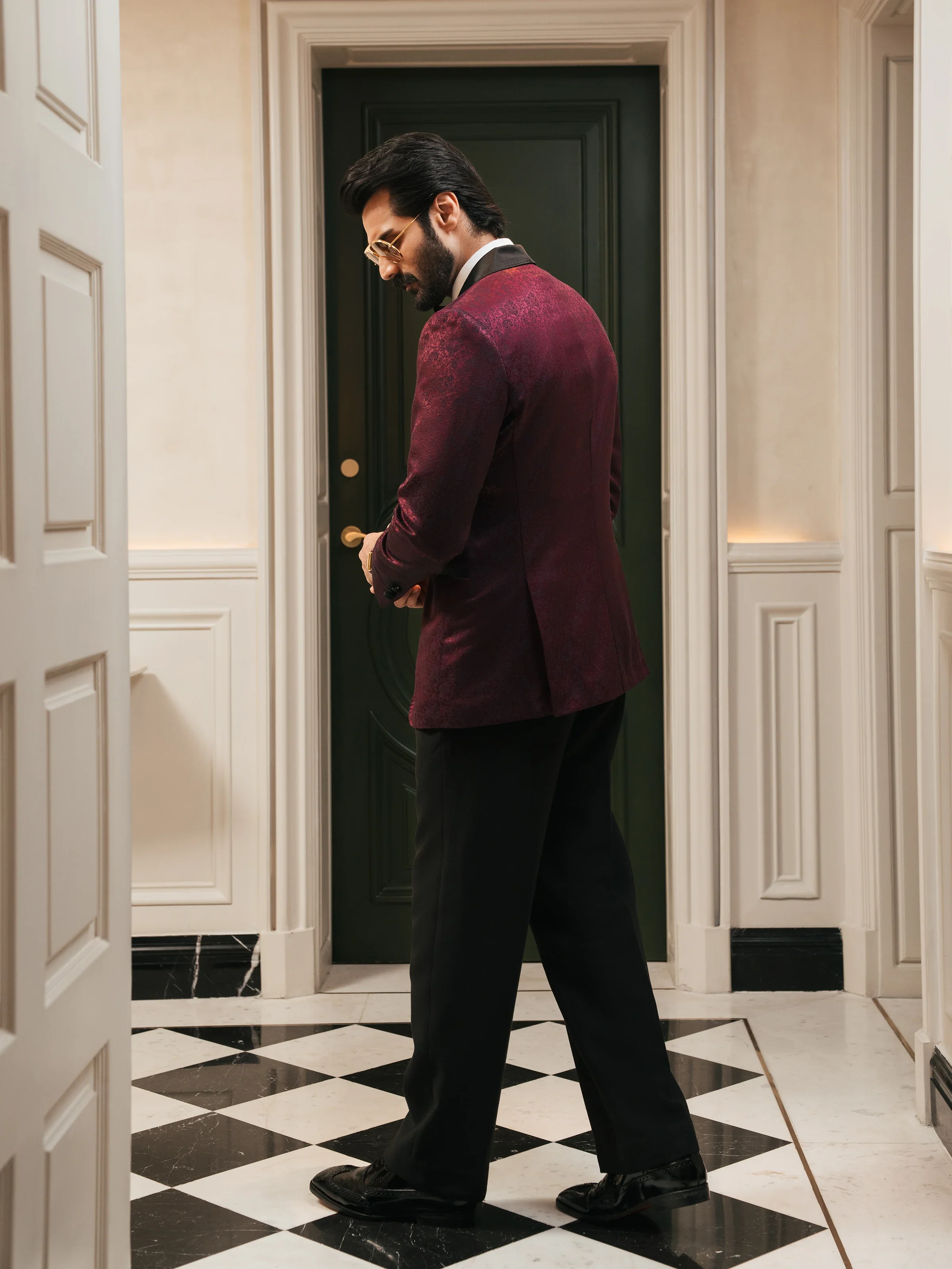 Rounded Shawl Collar Tuxedo Suit - ECMTCPT5-1005 - Image 6