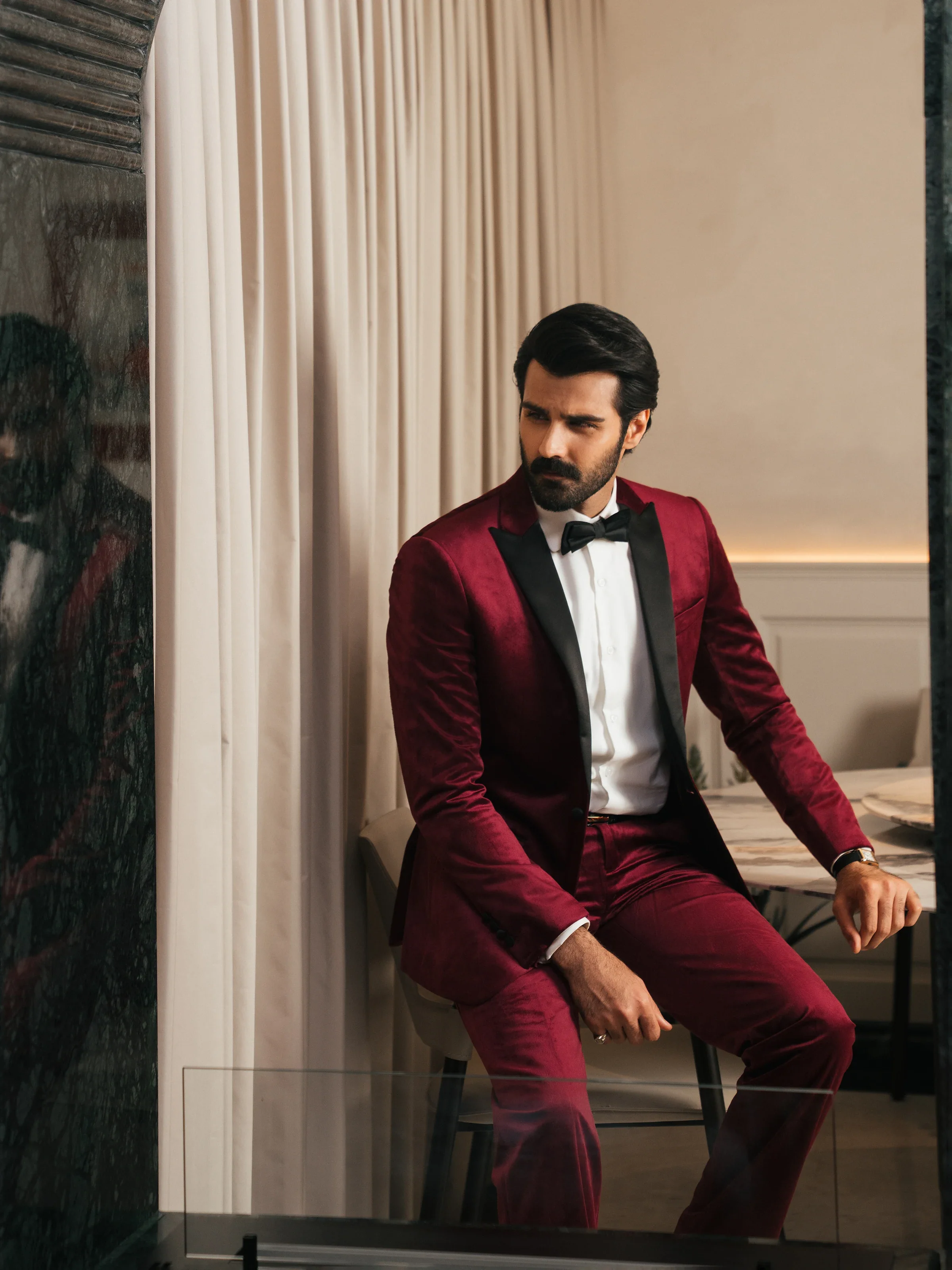 Peak Lapel Collar Tuxedo Suit - ECMTCPT5-1002 - Image 4