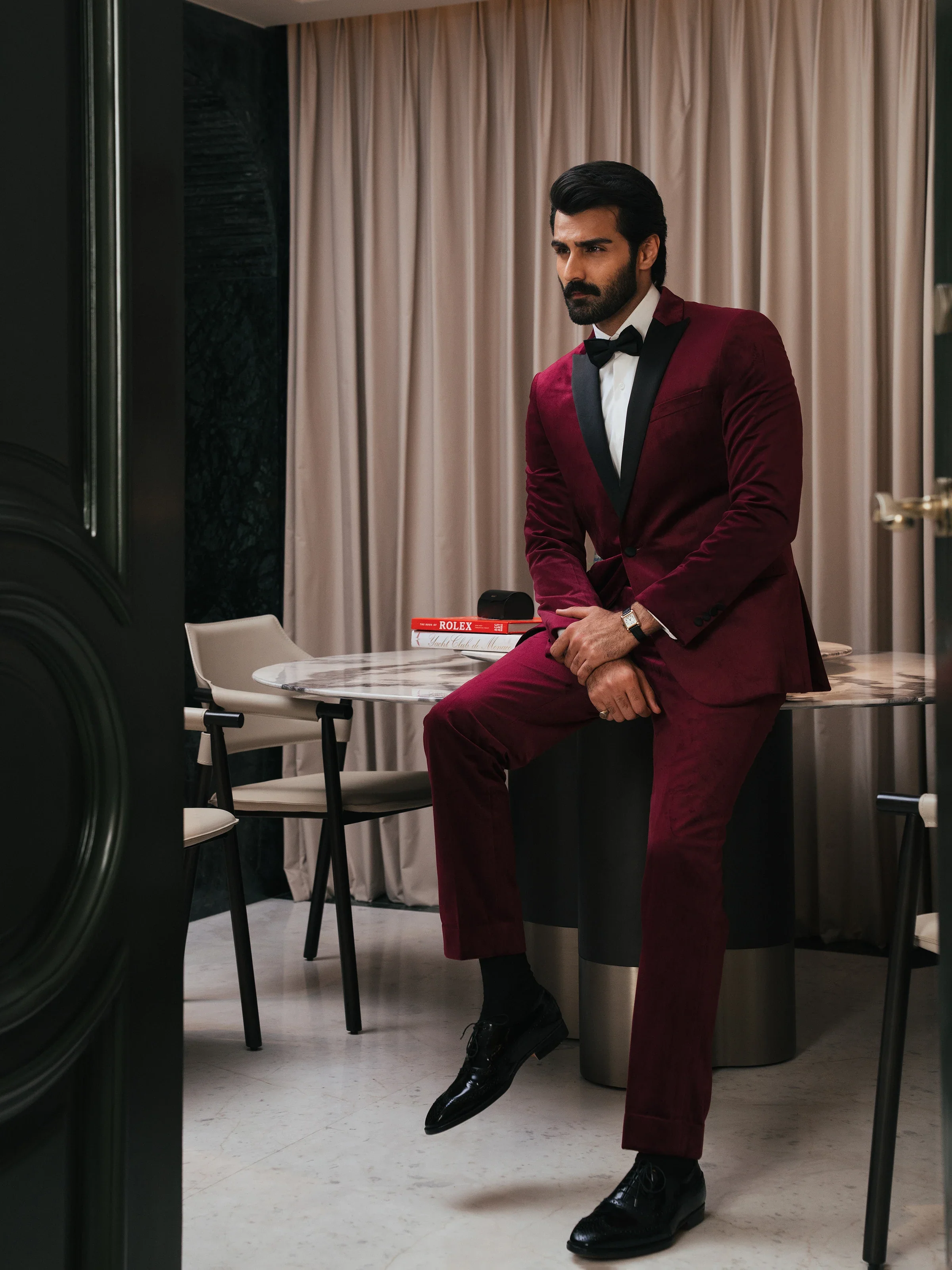 Peak Lapel Collar Tuxedo Suit - ECMTCPT5-1002 - Image 5