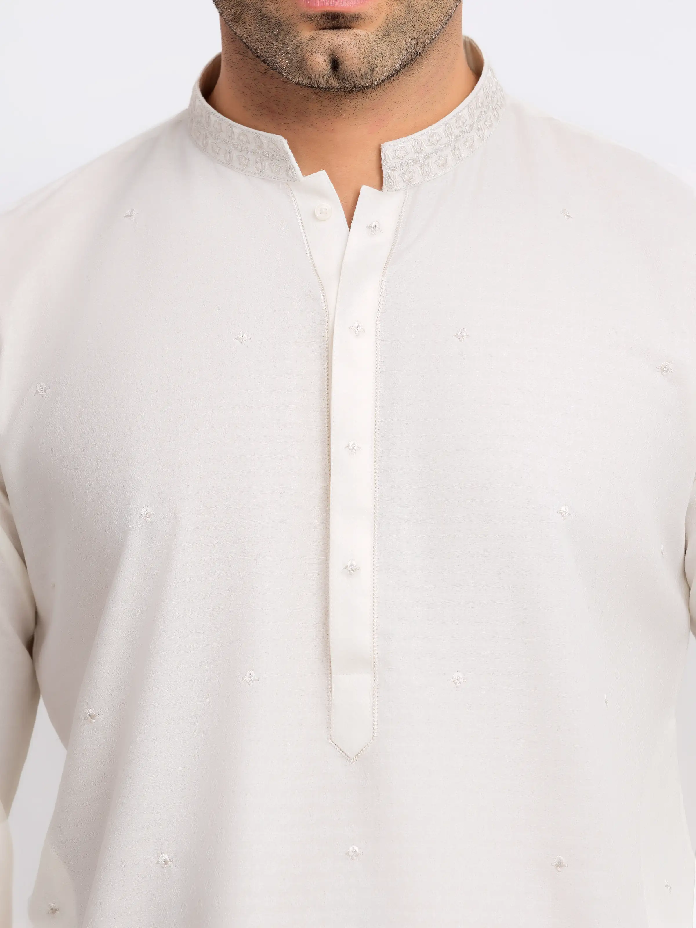 Men's Off White Kurta - EMTK5-99612 - Image 3
