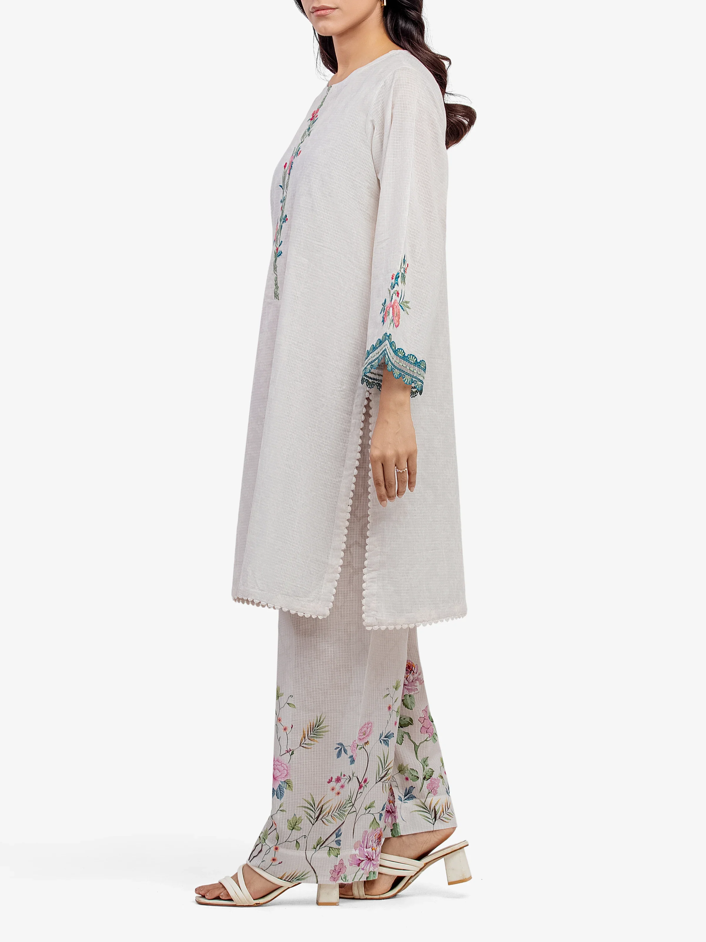 Pret Embroidered Lawn Slub Shirt - EWTKE5-81675S - Image 5