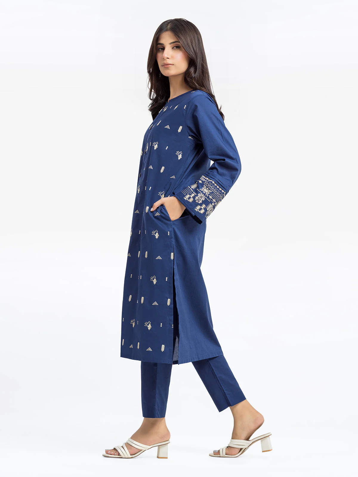 Pret Embroidered Cambric Shirt Trouser - EWTKE24-81043ST - Image 4