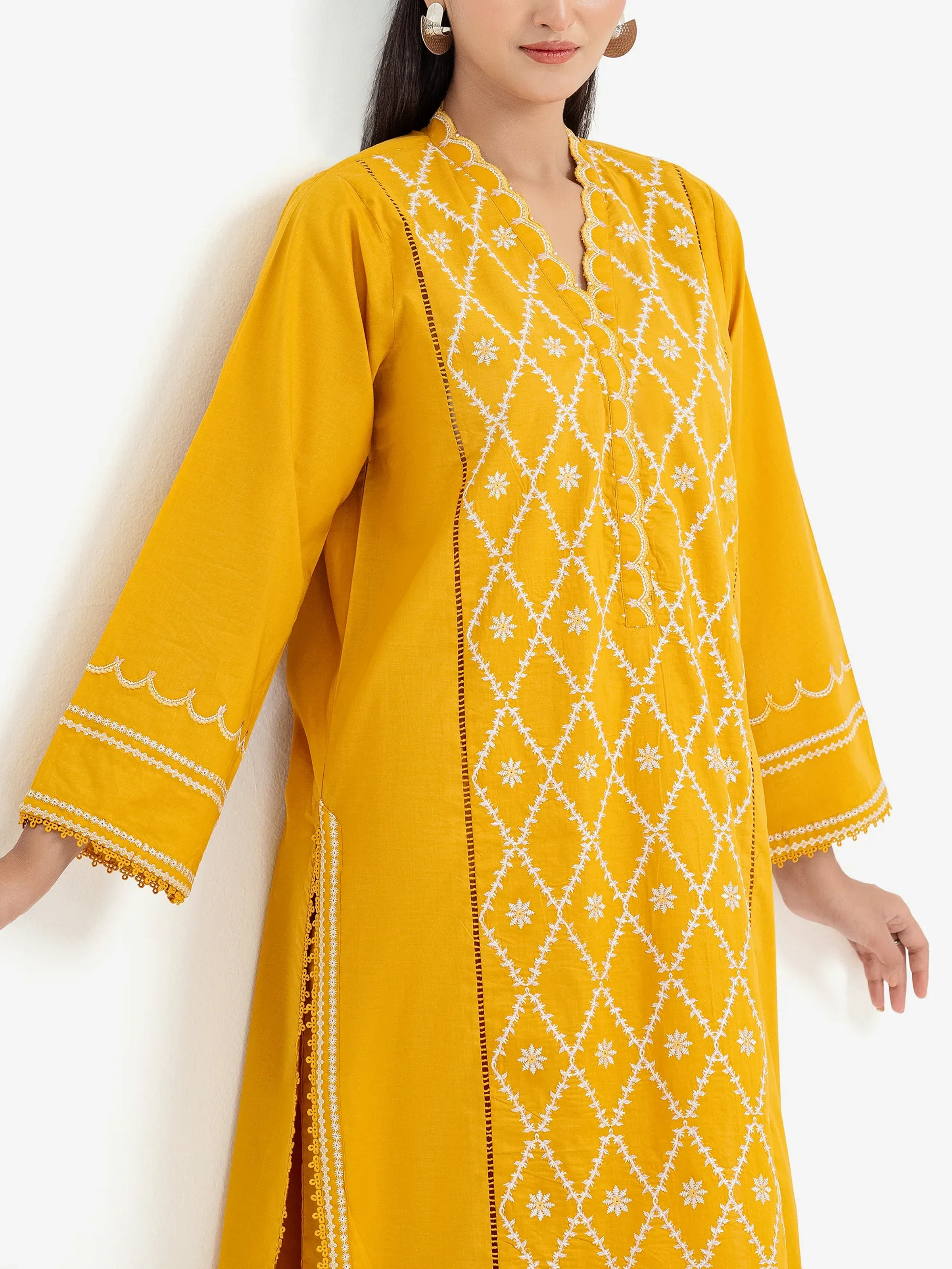 Pret Embroidered Cambric Co-Ord Set - EWTKE5-81624ST - Image 2