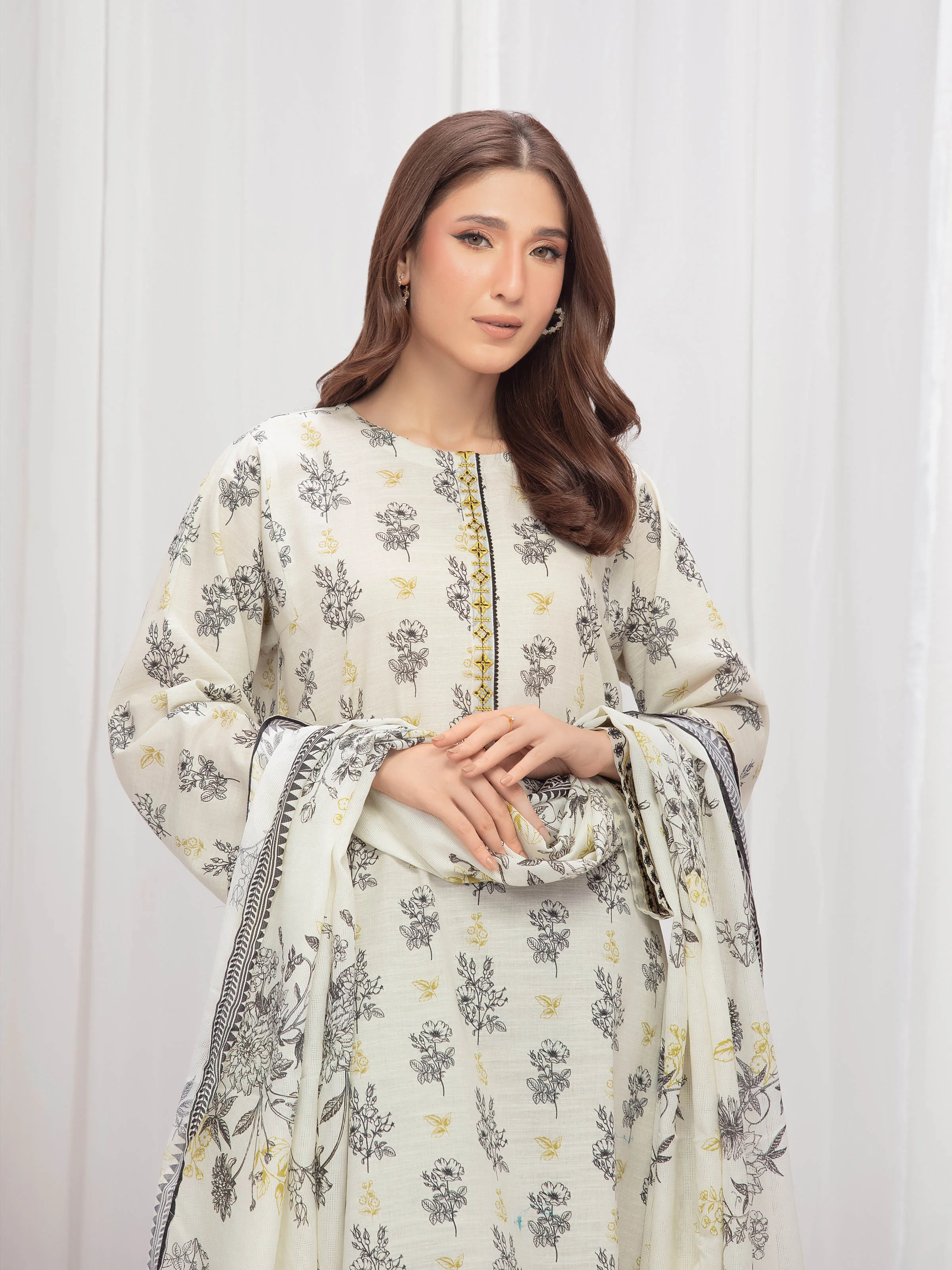 Pret Embroidered Khaddar Shirt Dupatta - EWTKE24-81320SD - Image 3