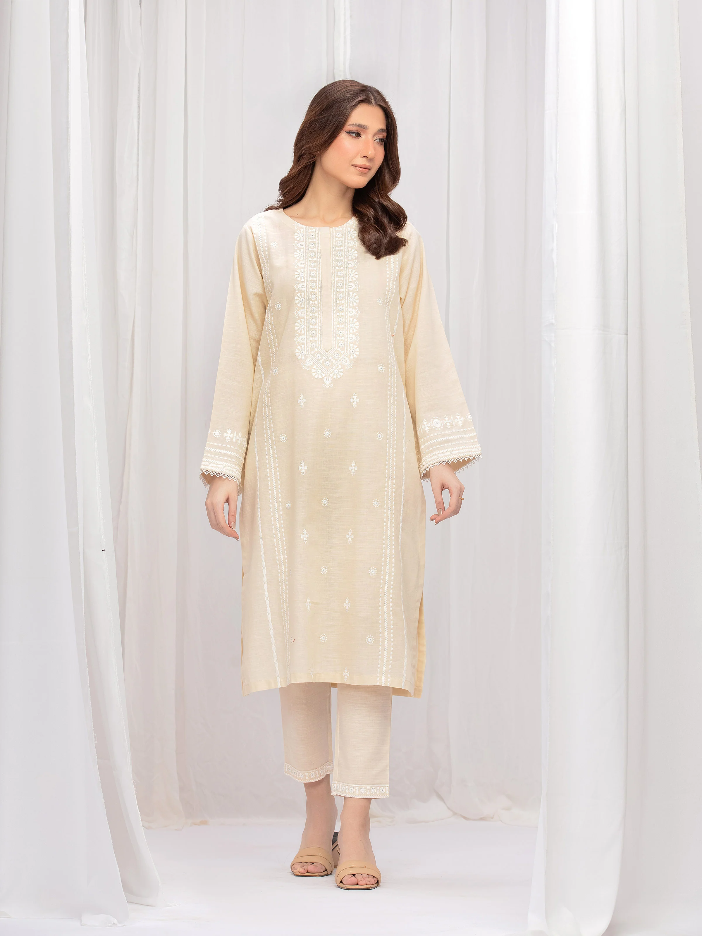 Pret Embroidered Khaddar Co-Ord Set - EWTKE24-81435ST - Image 3