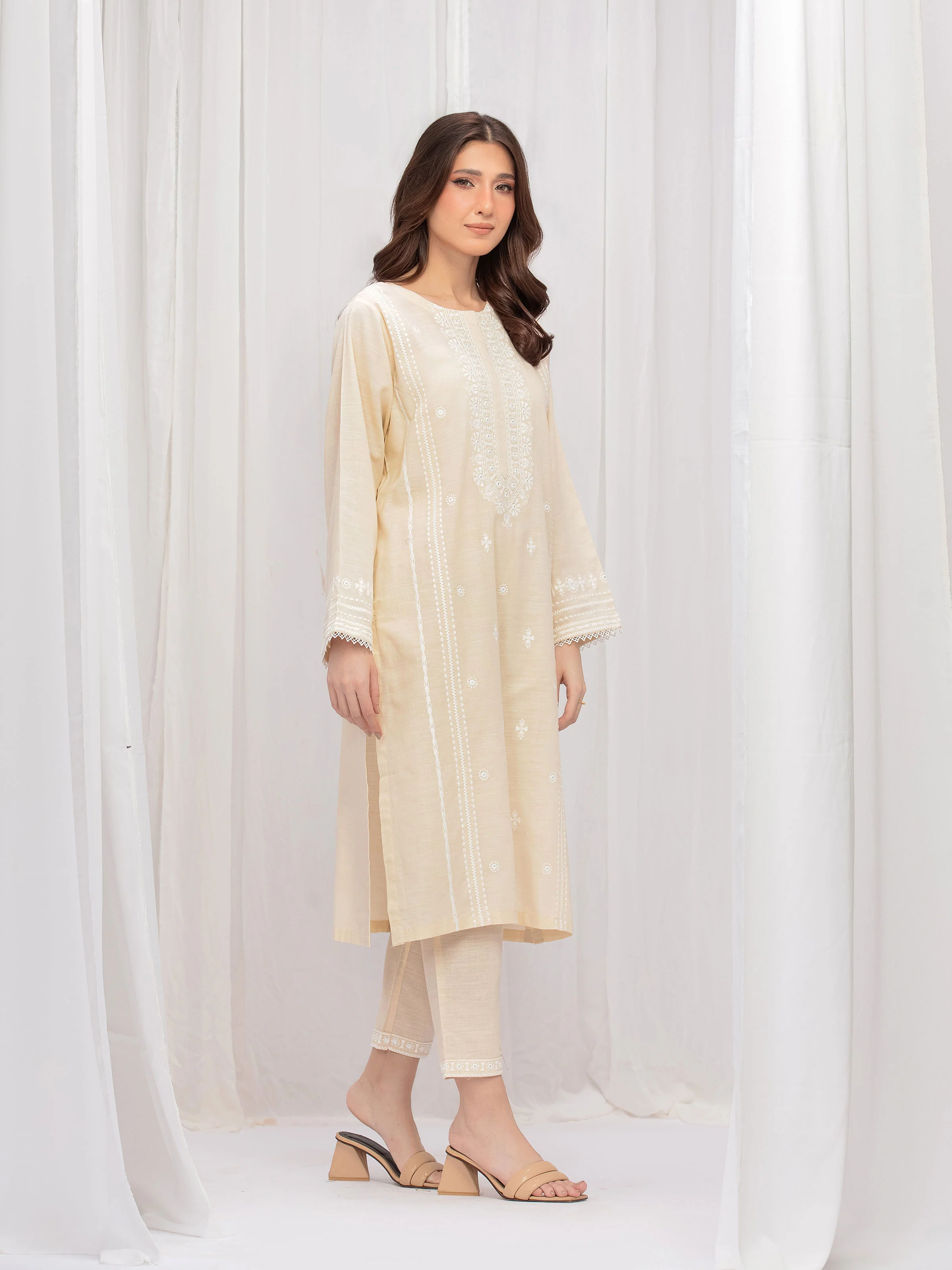 Pret Embroidered Khaddar Co-Ord Set - EWTKE24-81435ST - Image 5