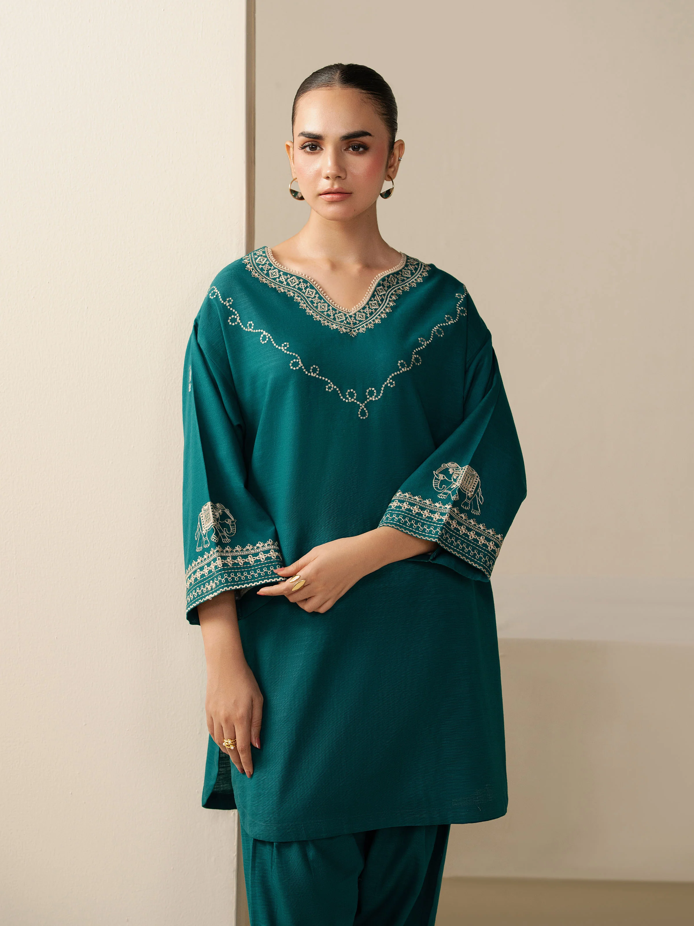 Pret Embroidered Khaddar Co-ord Set - EWTKED5-84002ST - Image 2