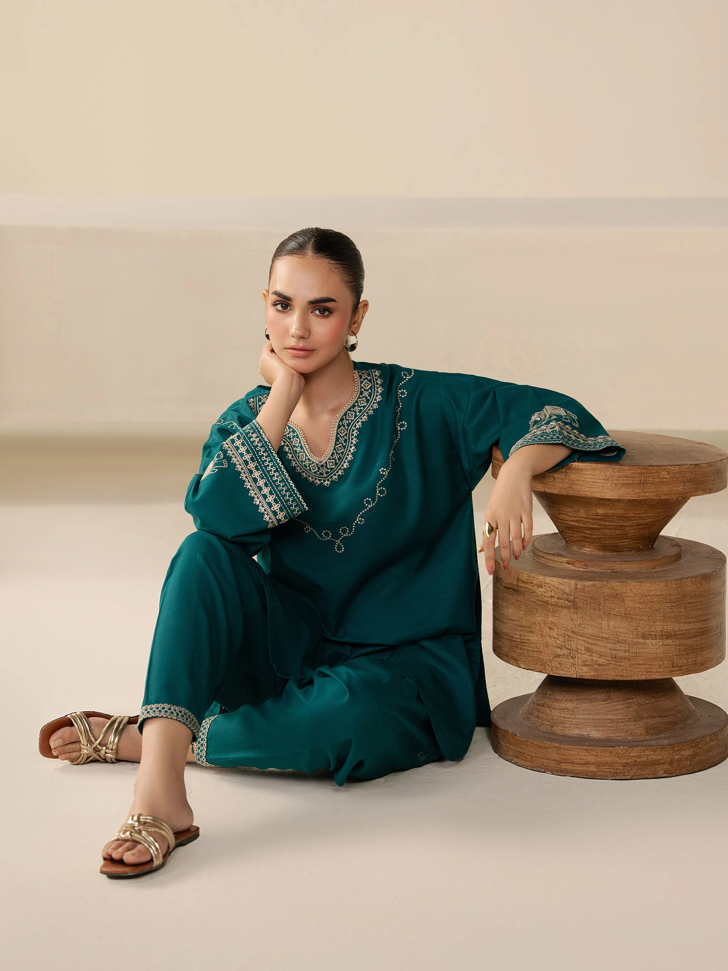 Pret Embroidered Khaddar Co-ord Set - EWTKED5-84002ST - Image 5