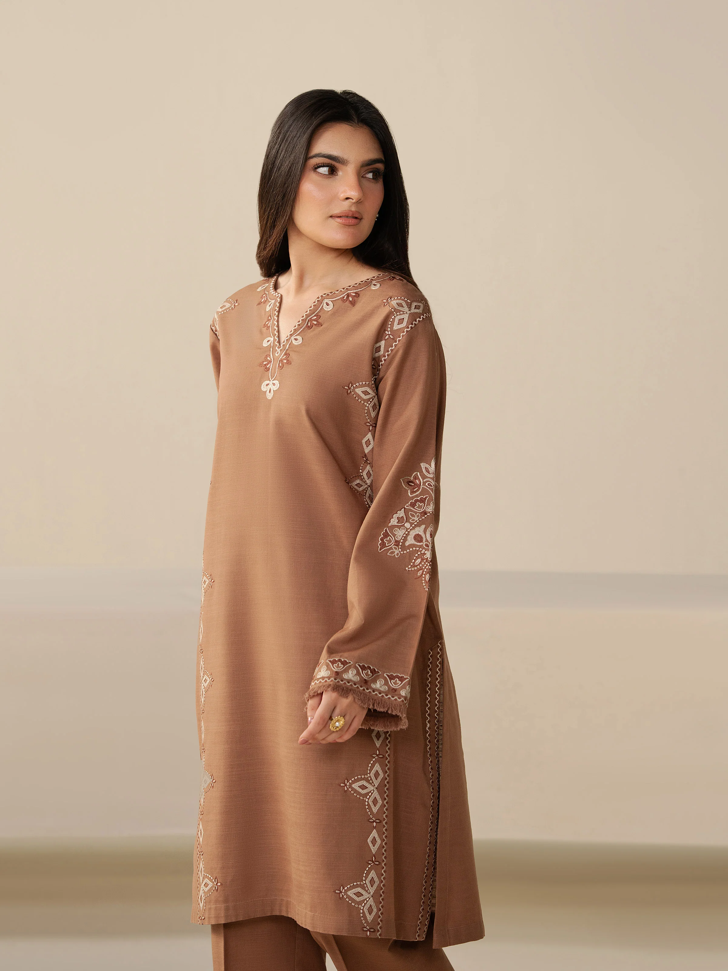 Pret Embroidered Khaddar Co-Ord Set - EWTKED5-84003ST - Image 2
