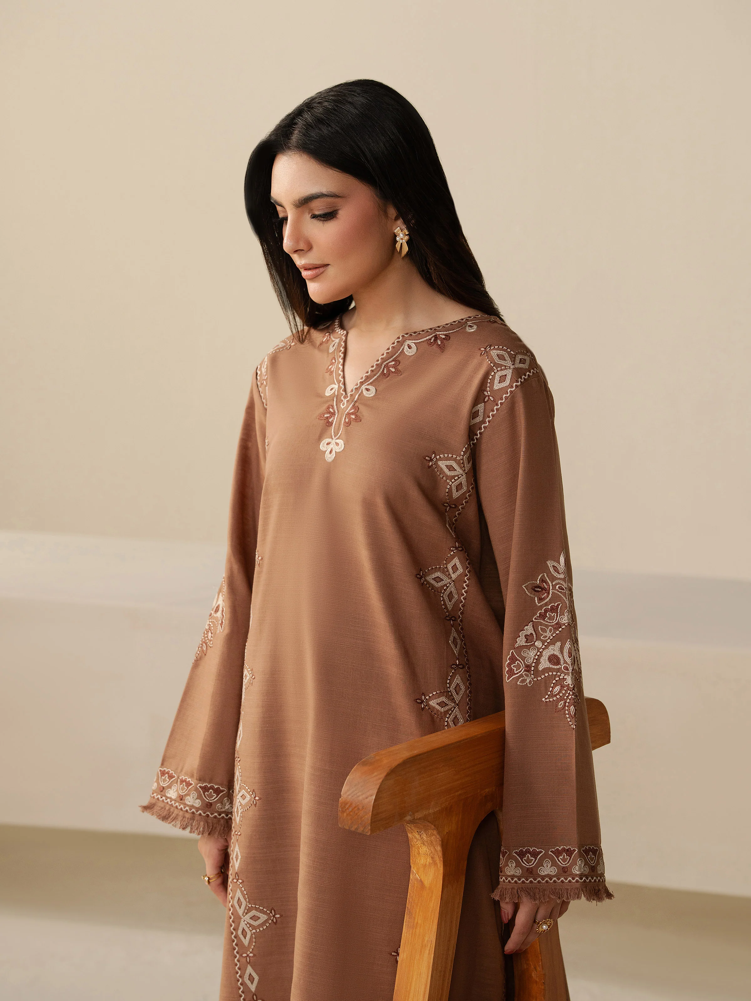 Pret Embroidered Khaddar Co-Ord Set - EWTKED5-84003ST - Image 5