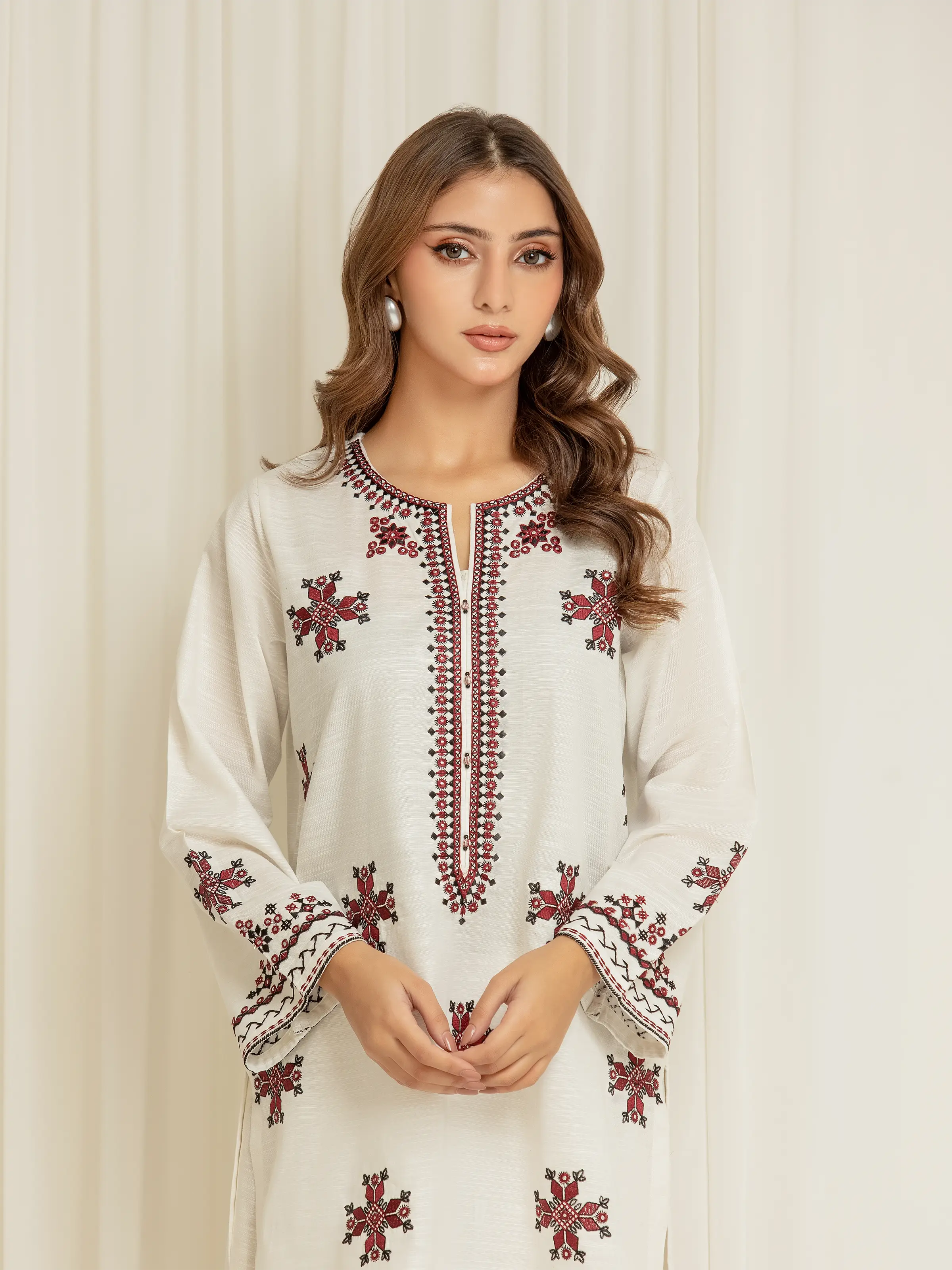Pret Embroidered Khaddar Co-Ord Set - EWTKED5-84070ST - Image 2