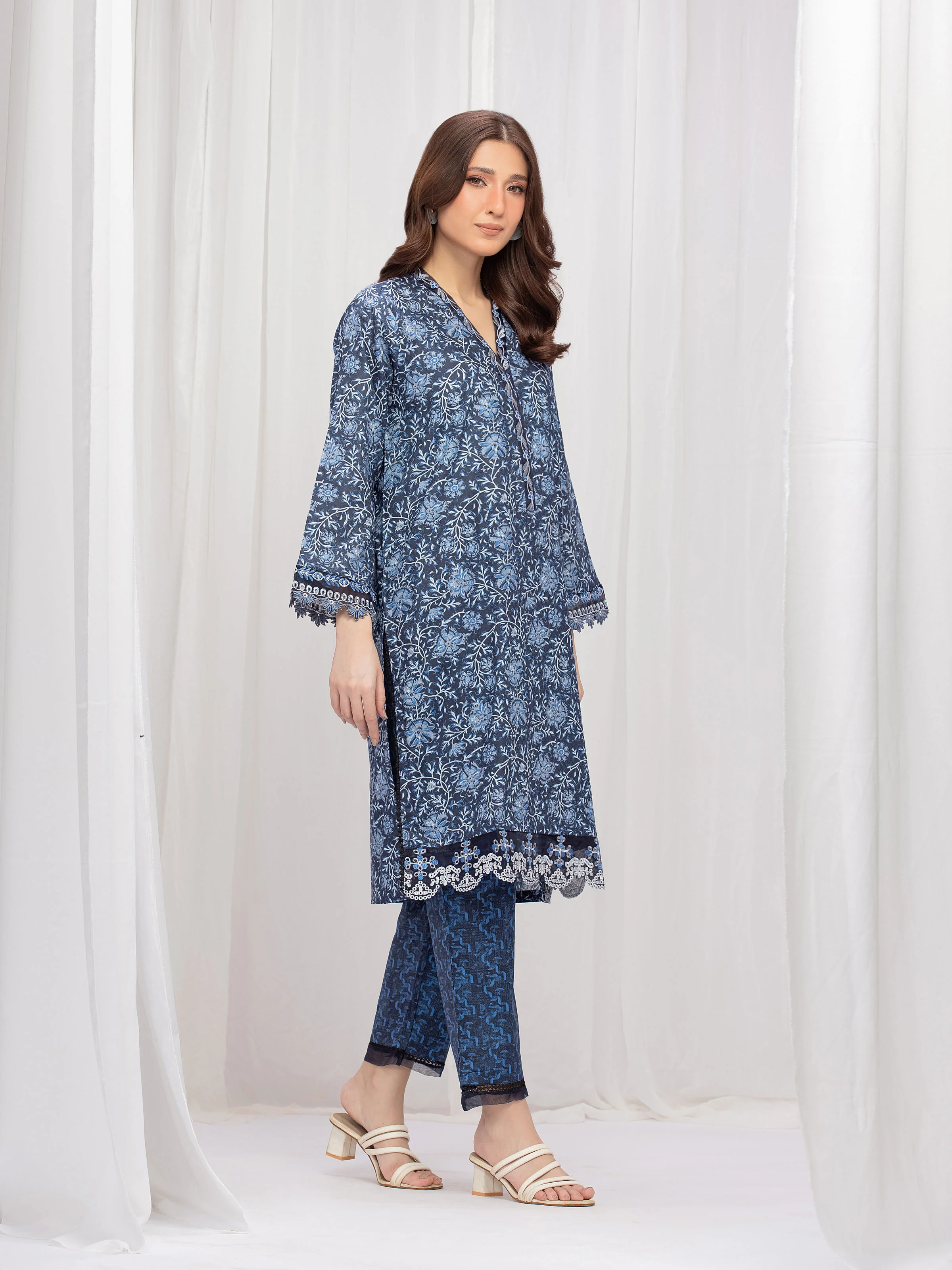Pret Embroidered Lawn Co-Ord Set - EWTKE5-81690ST - Image 5