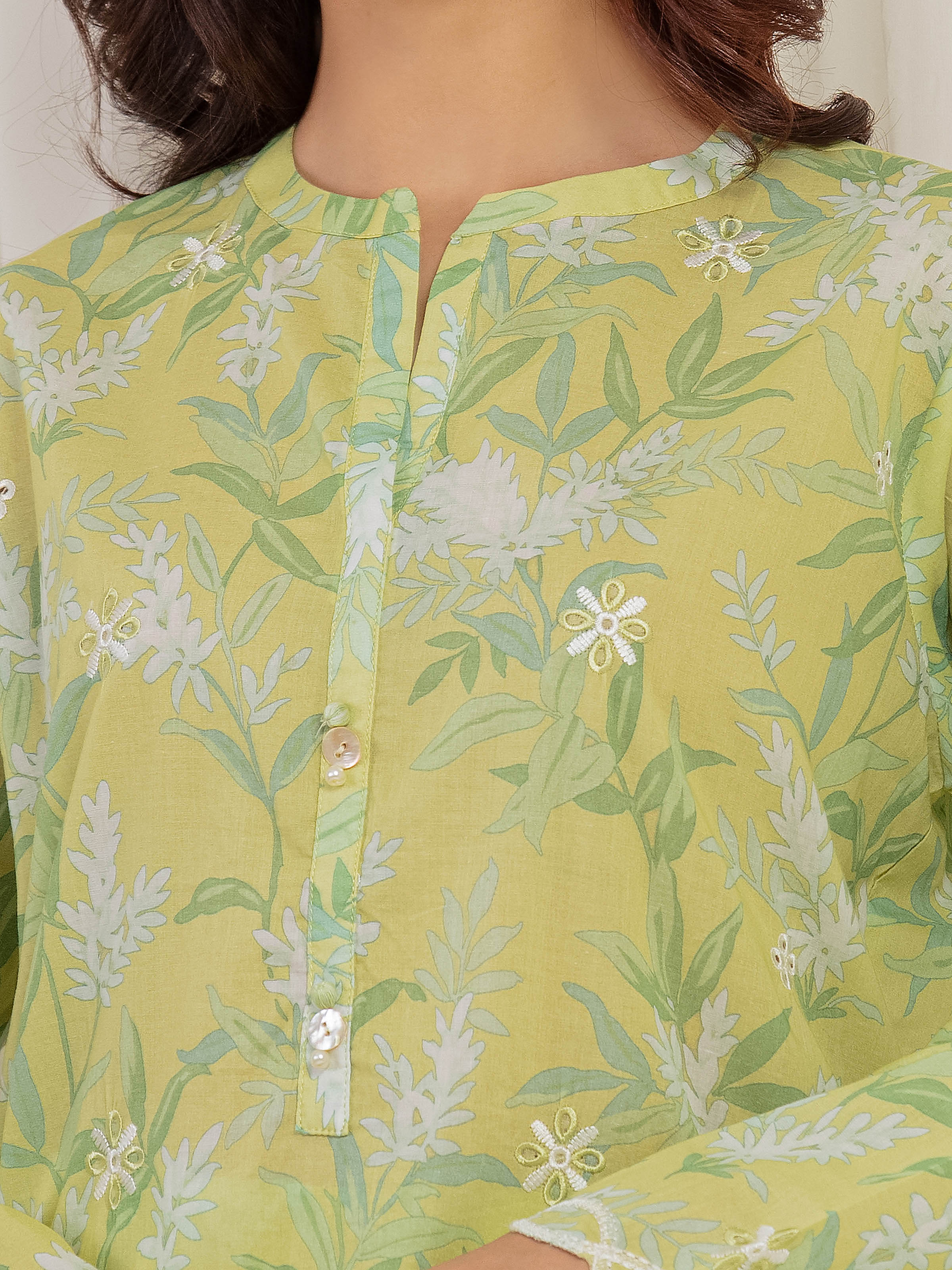 Pret Embroidered Lawn Co-Ord Set - EWTKE5-81861ST - Image 3