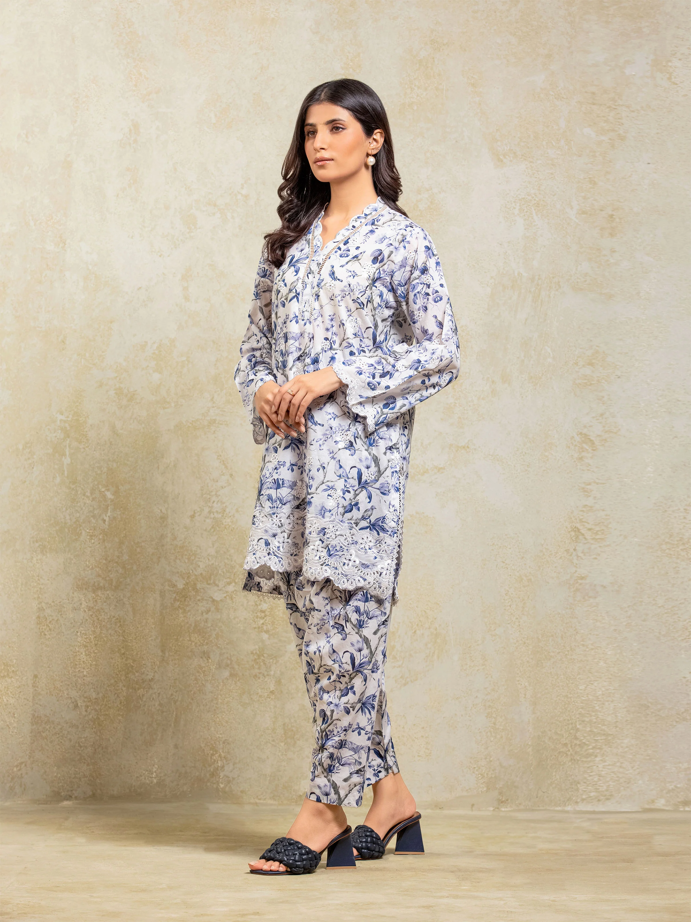 Pret Embroidered Lawn Co-ord Set - EWTKE5-81868ST - Image 5
