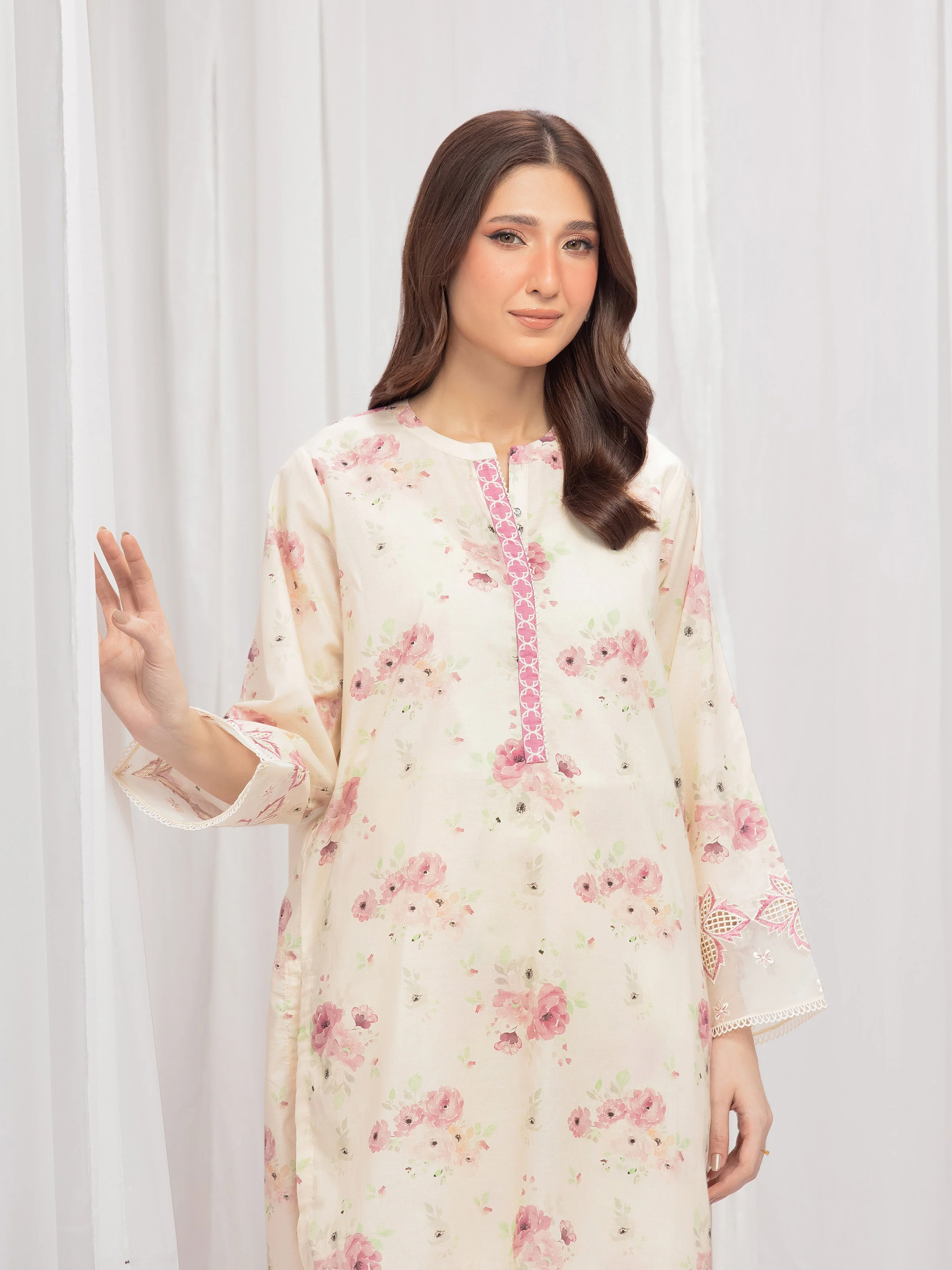 Pret Embroidered Lawn Co-Ord Set - EWTKE5-81904ST - Image 2