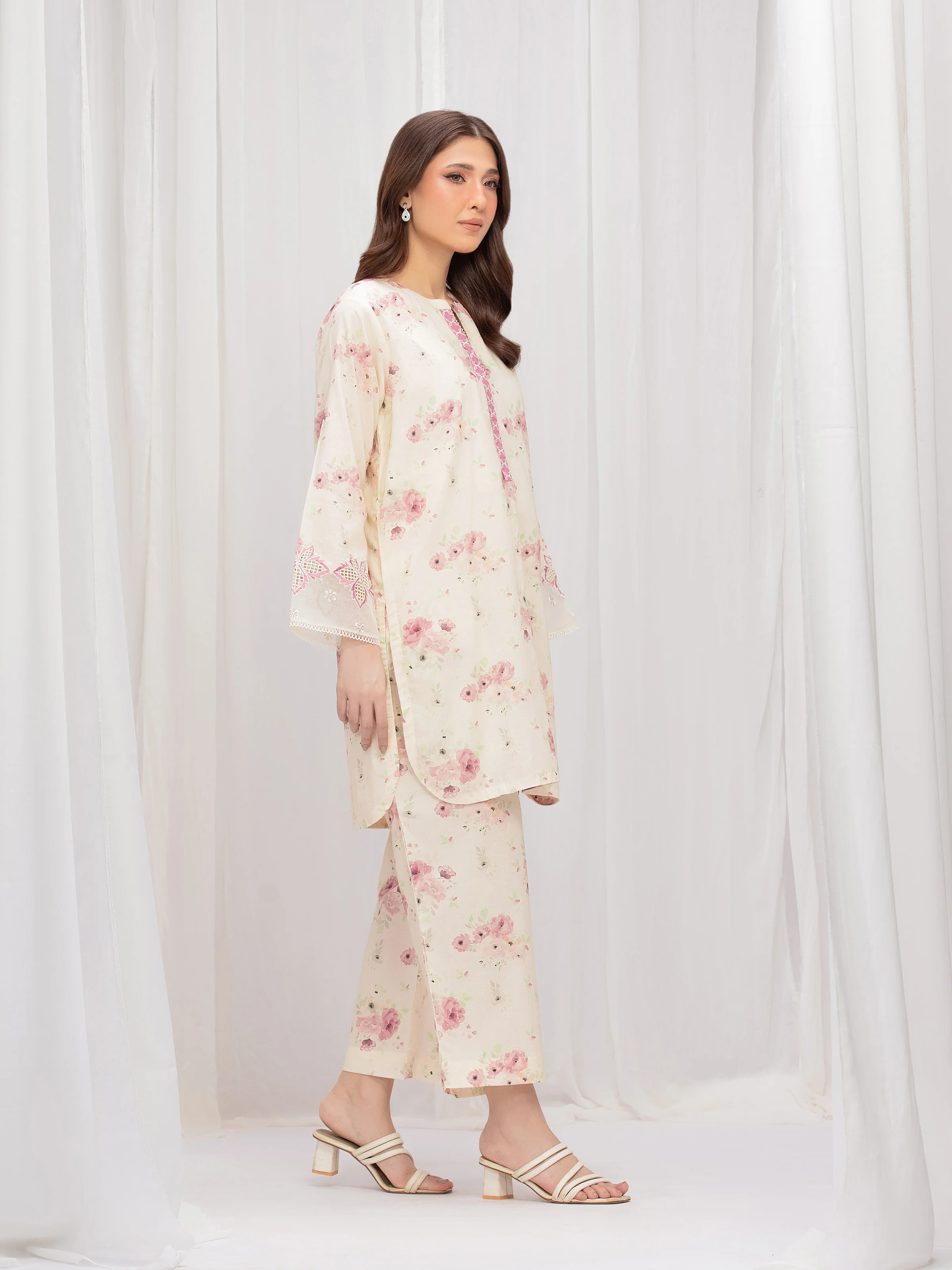 Pret Embroidered Lawn Co-Ord Set - EWTKE5-81904ST - Image 5