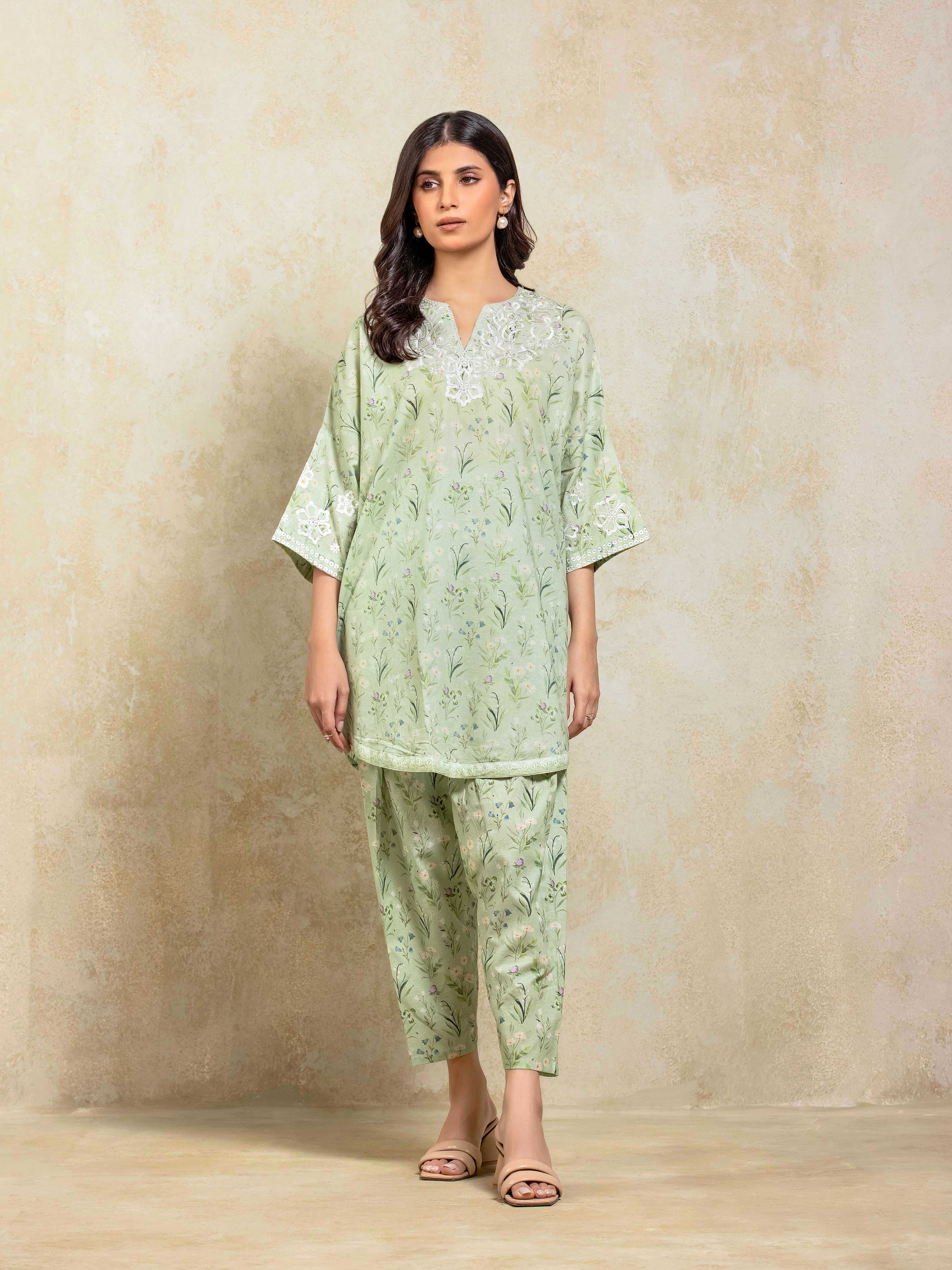 Pret Embroidered Lawn Co-Ord Set - EWTKE5-82383ST