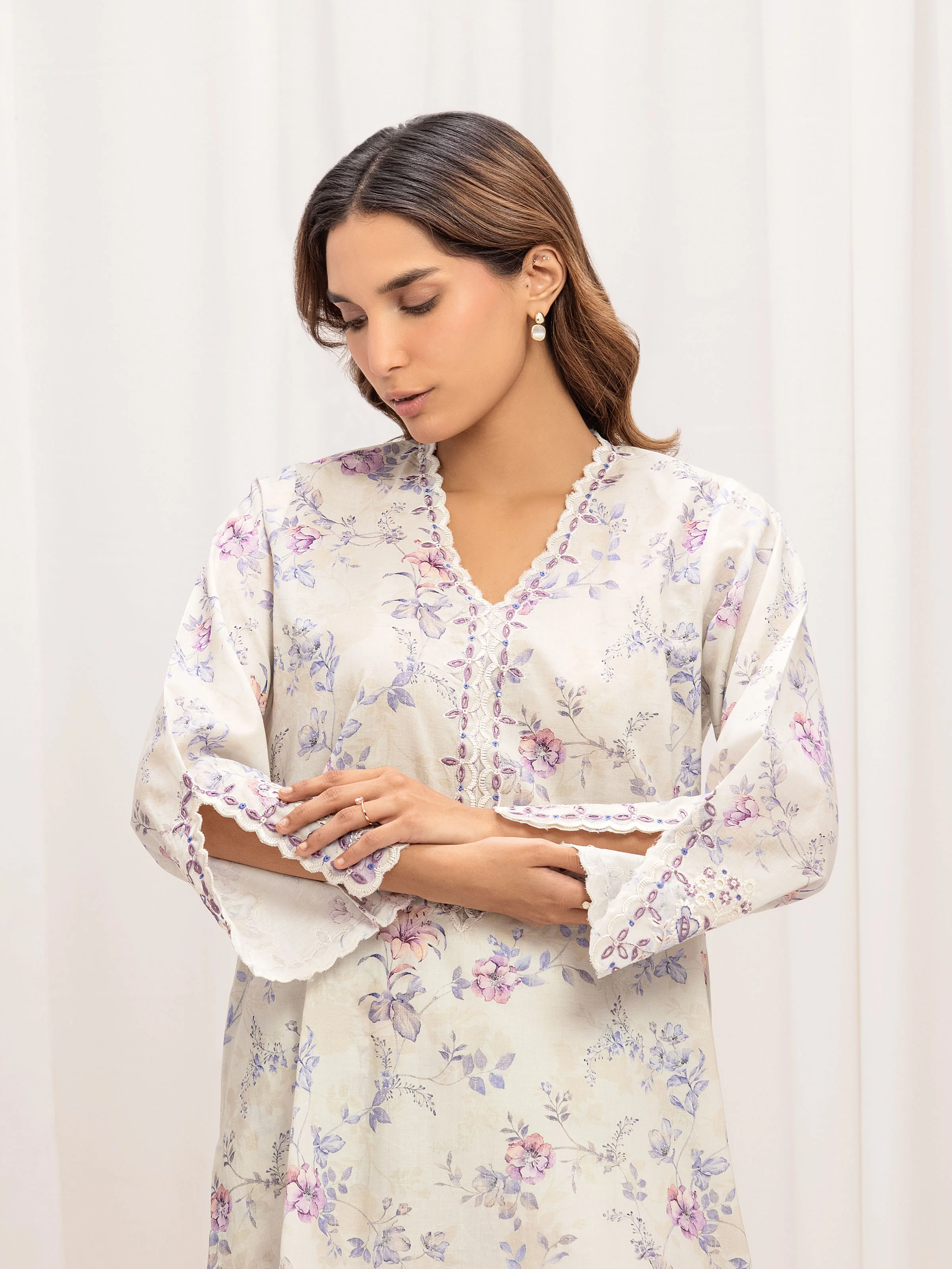 Pret Embroidered Lawn Co-ord Set - EWTKE5-82386ST - Image 2