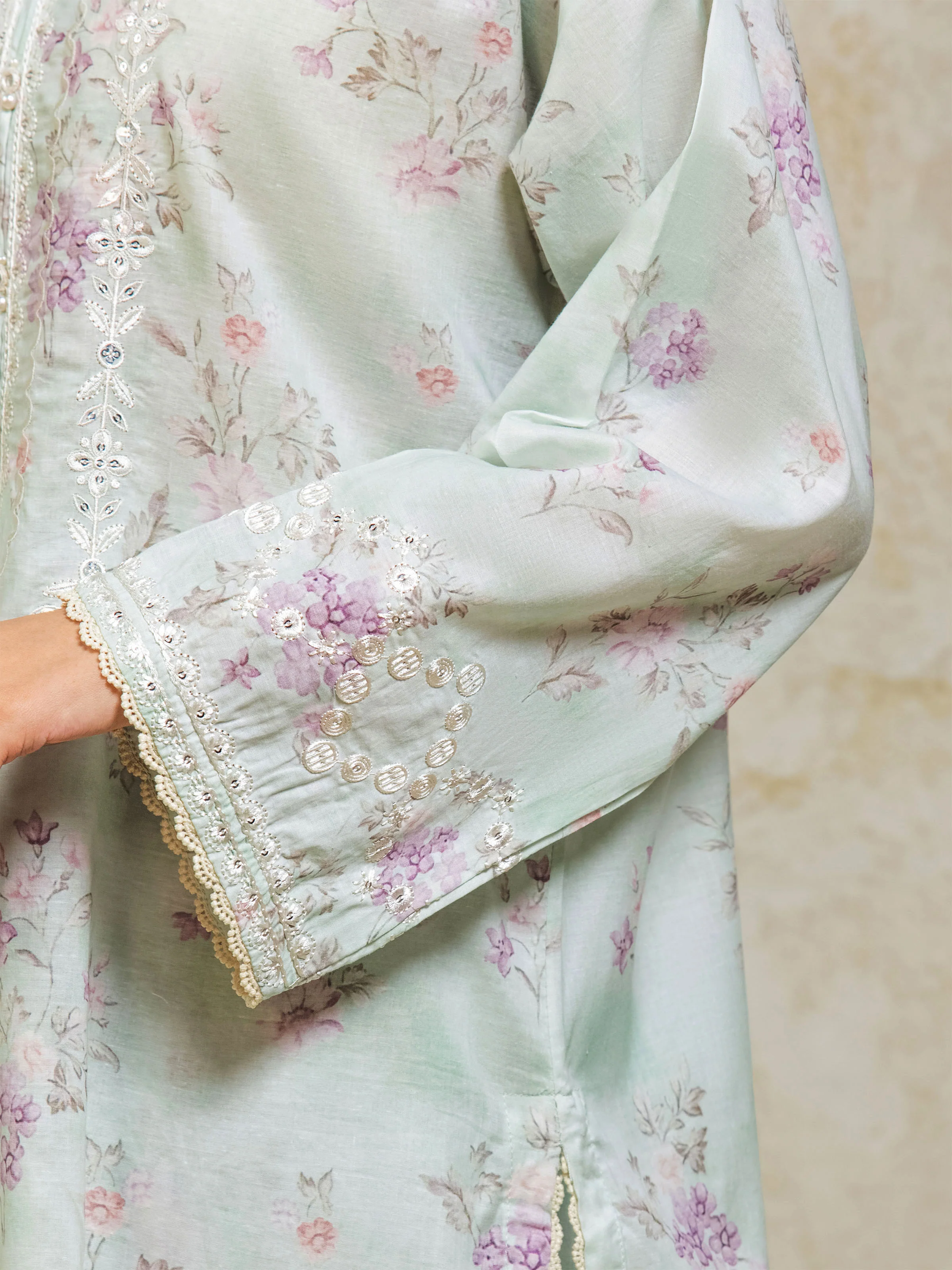 Pret Embroidered Lawn Co-ord Set - EWTKE5-82387ST - Image 3