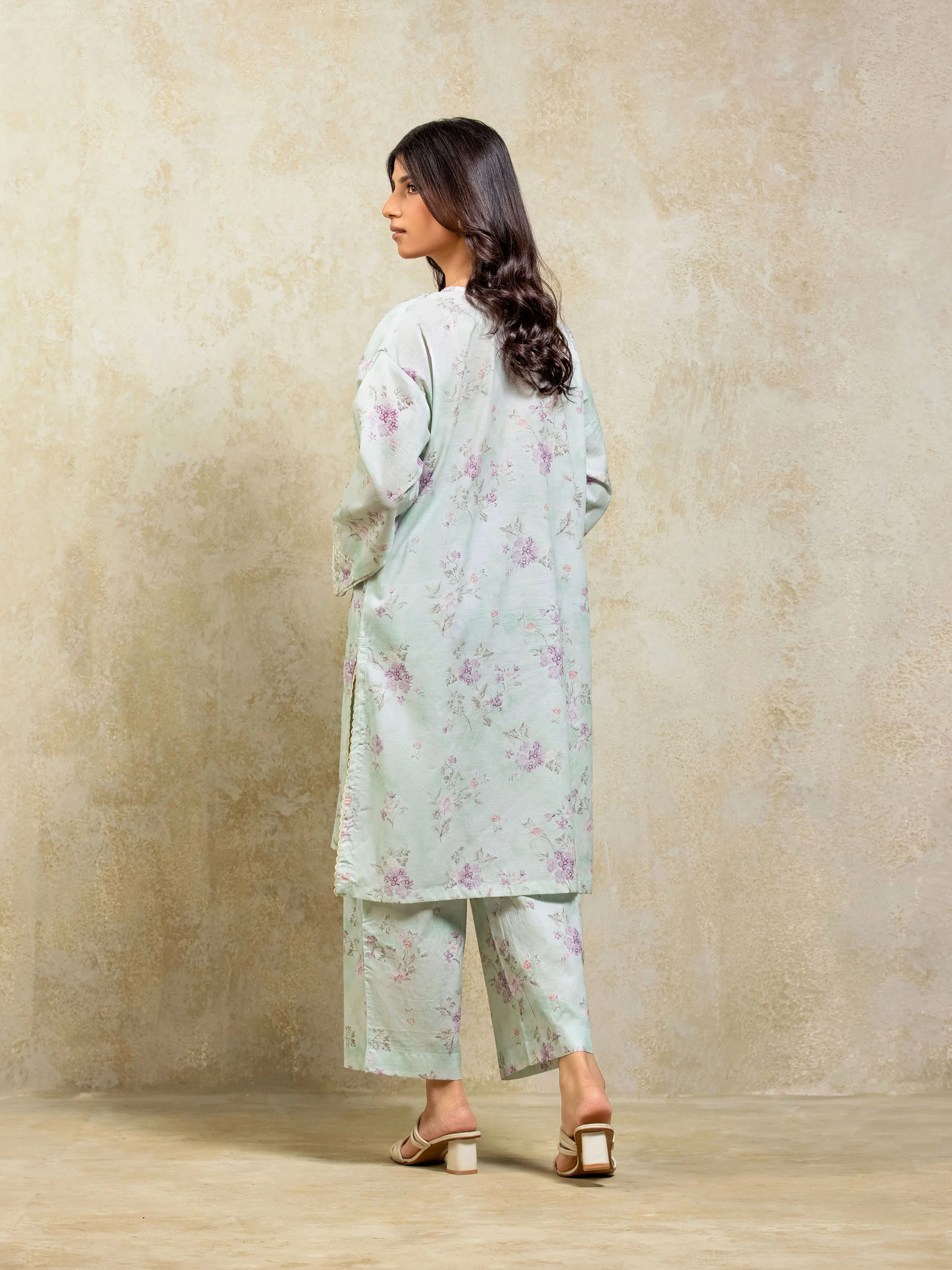 Pret Embroidered Lawn Co-ord Set - EWTKE5-82387ST - Image 5