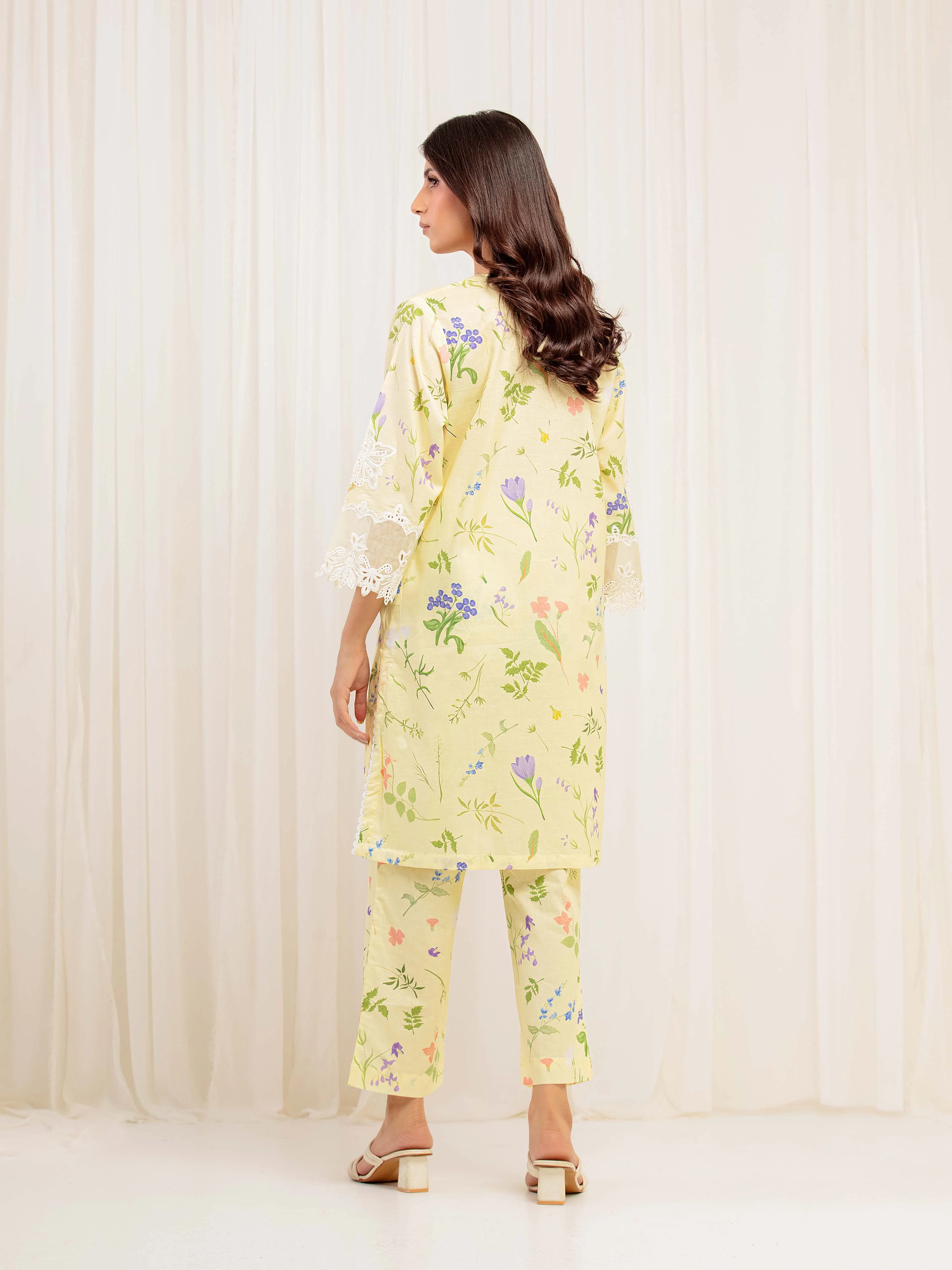 Pret Embroidered Lawn Co-ord Set - EWTKE5-82389ST - Image 5