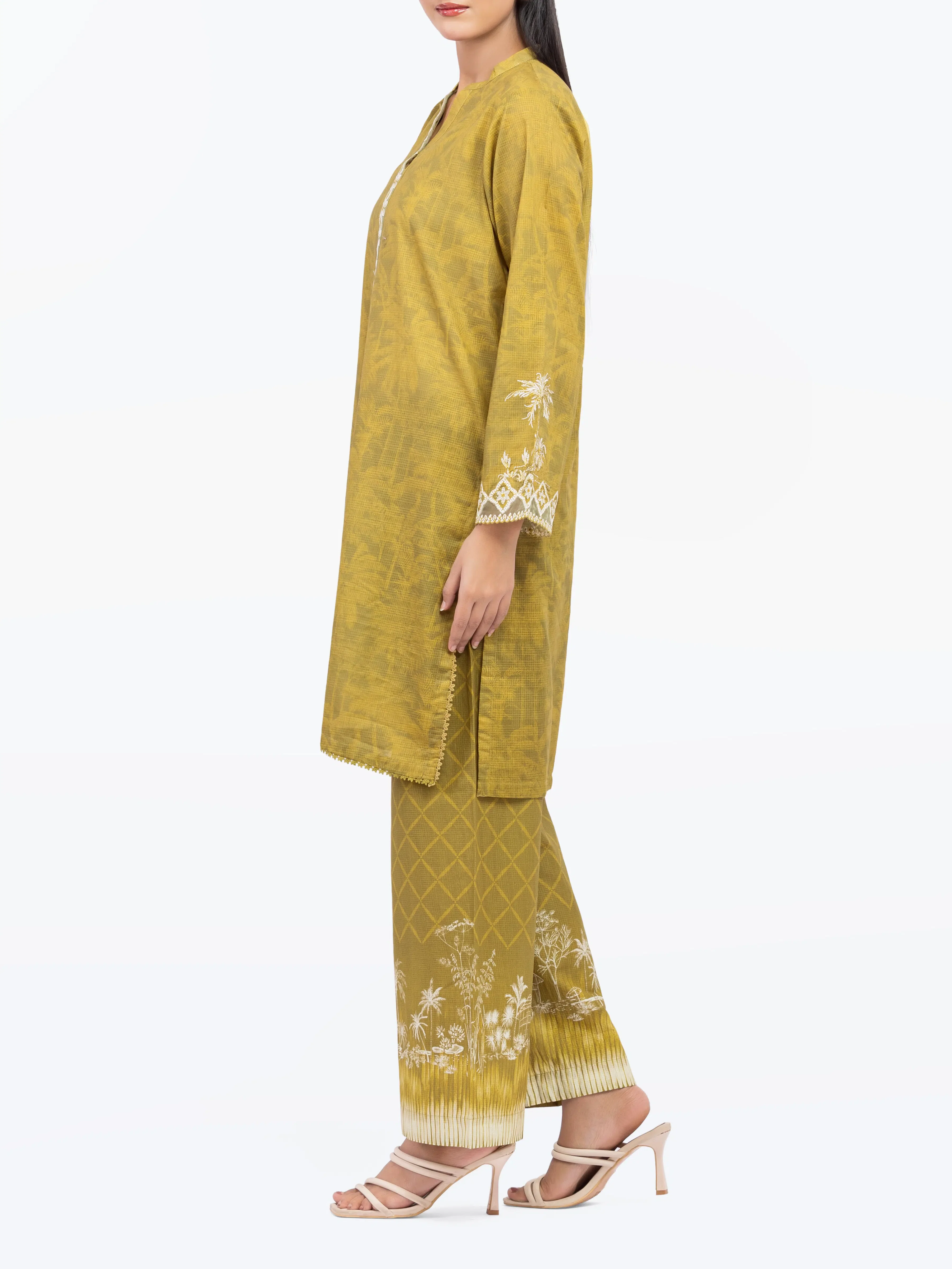Pret Embroidered Lawn Slub Co-Ord Set - EWTKE5-81682ST - Image 5