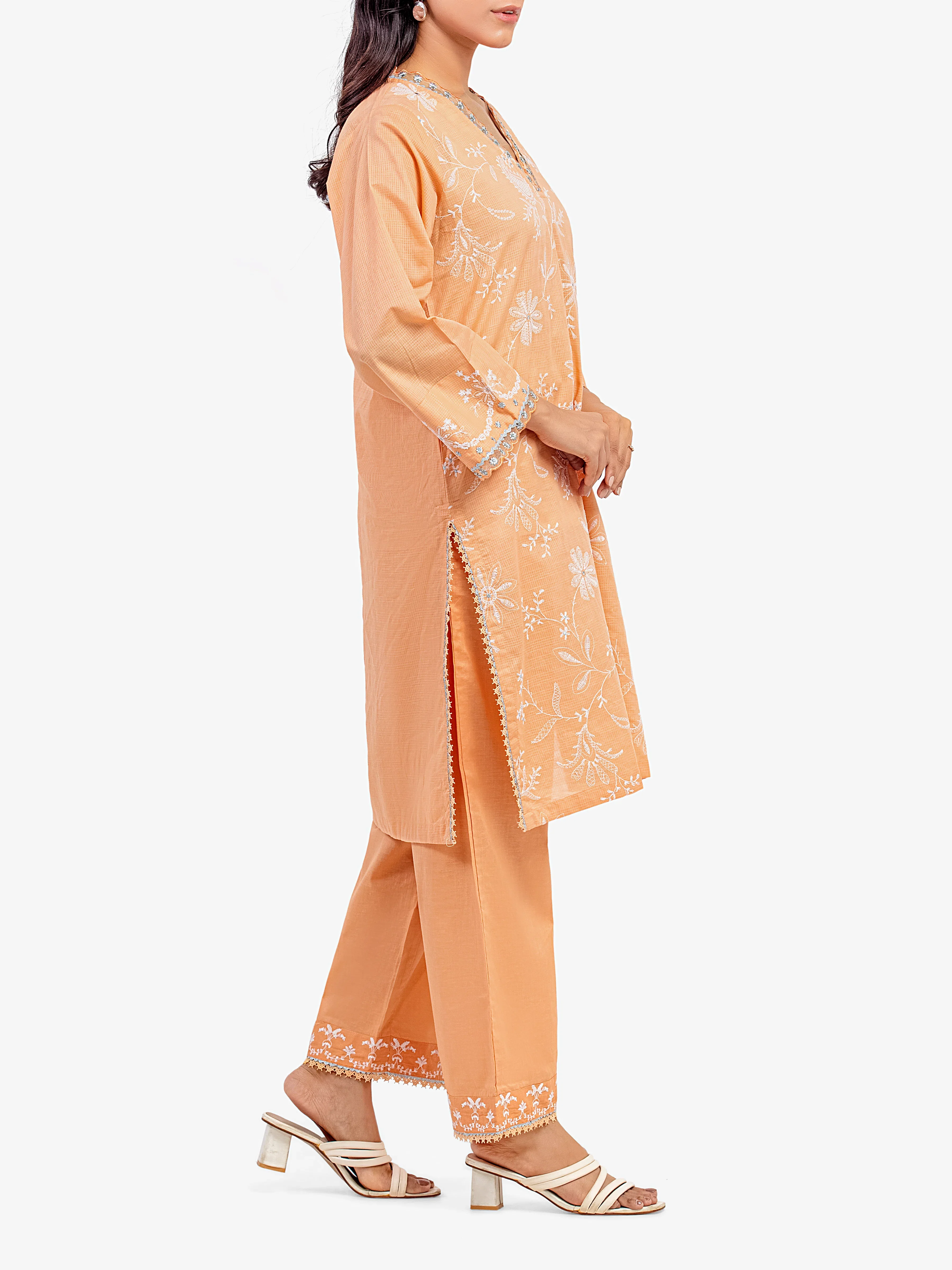 Pret Embroidered Lawn Slub Co-Ord Set - EWTKE5-82106ST - Image 5