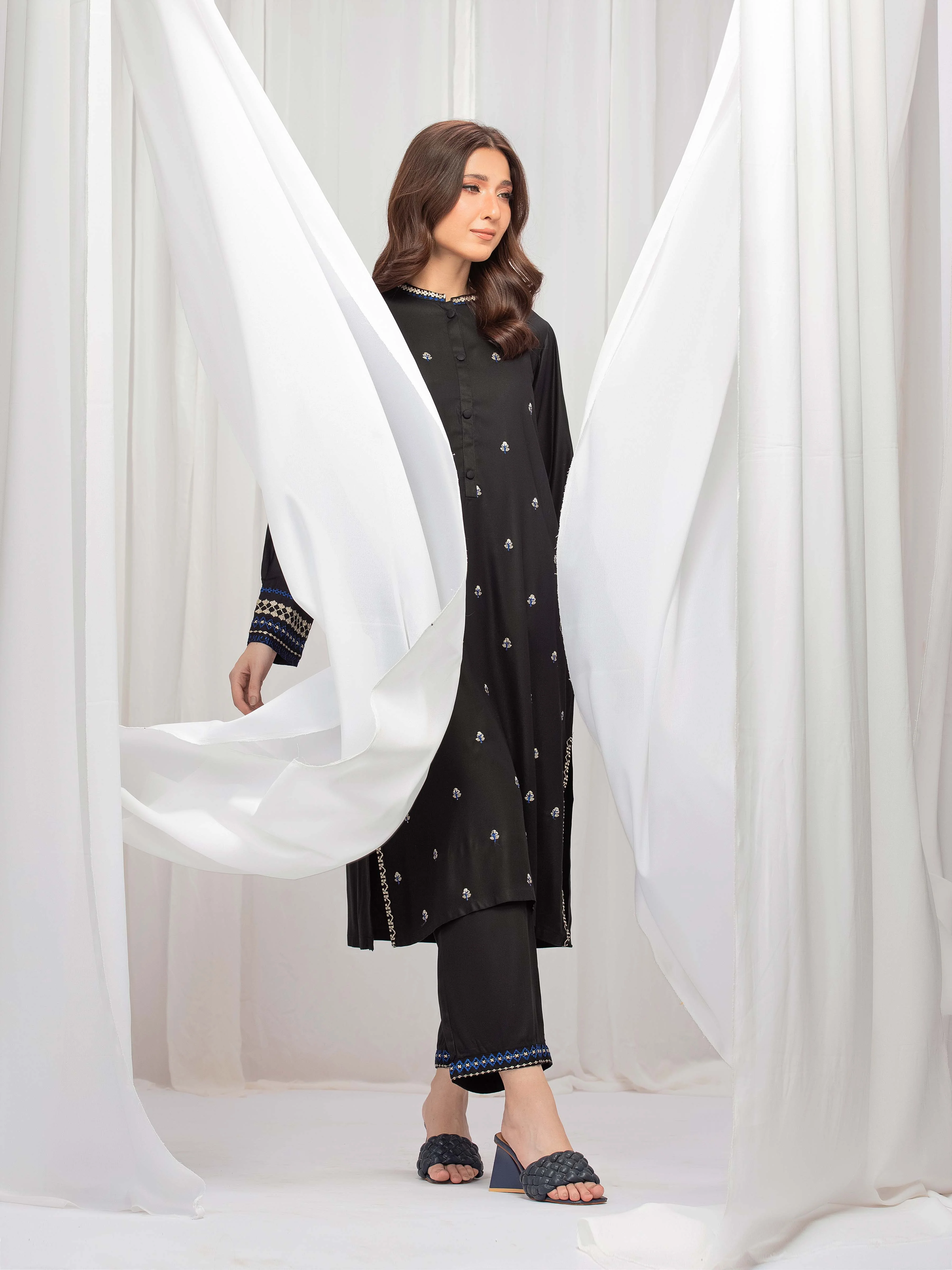 Pret Embroidered Marina Twill Viscose Co-Ord Set - EWTKE24-81540ST - Image 4