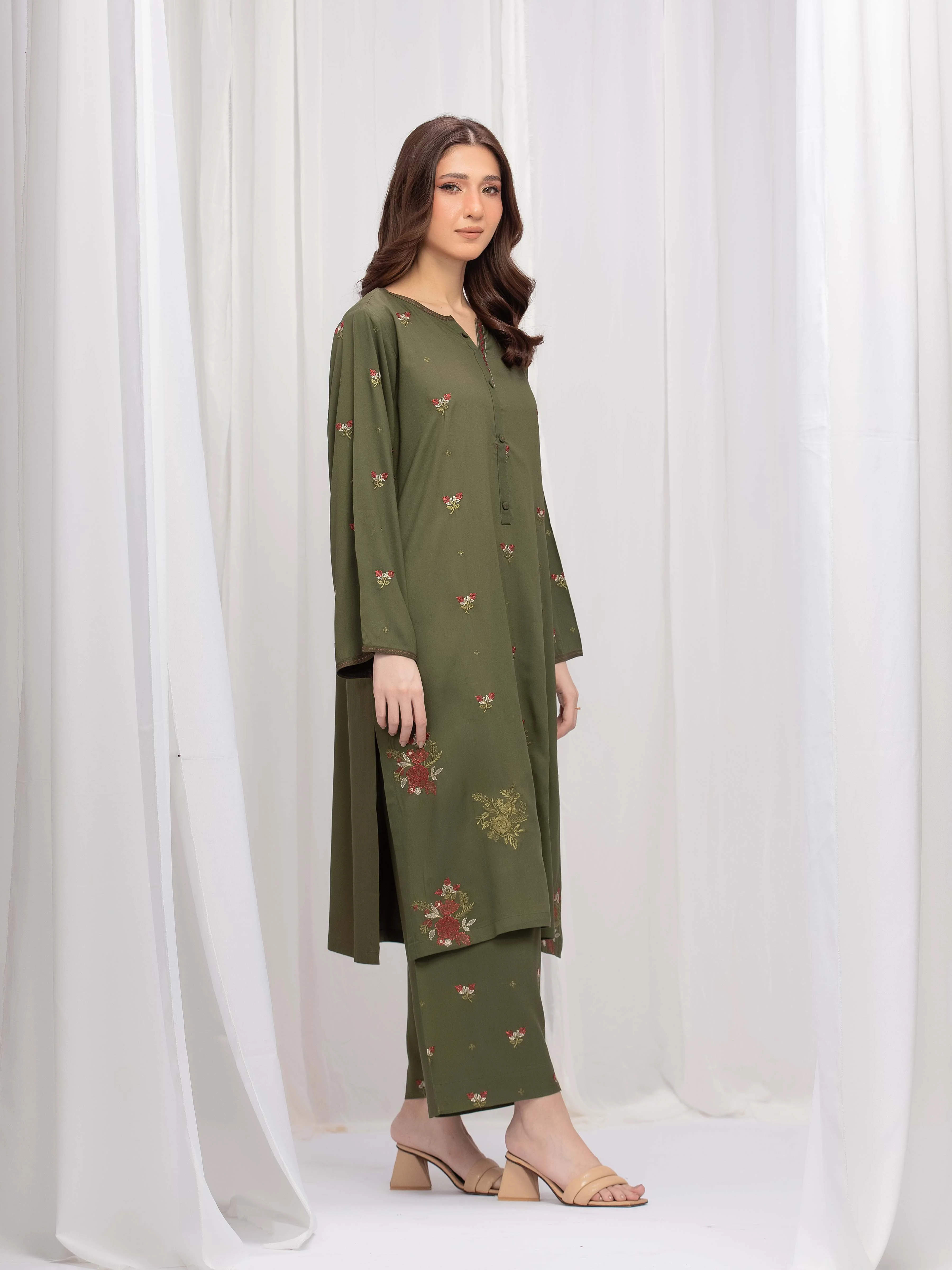 Pret Embroidered Marina Twill Viscose Co-Ord Set - EWTKE24-81549ST - Image 7
